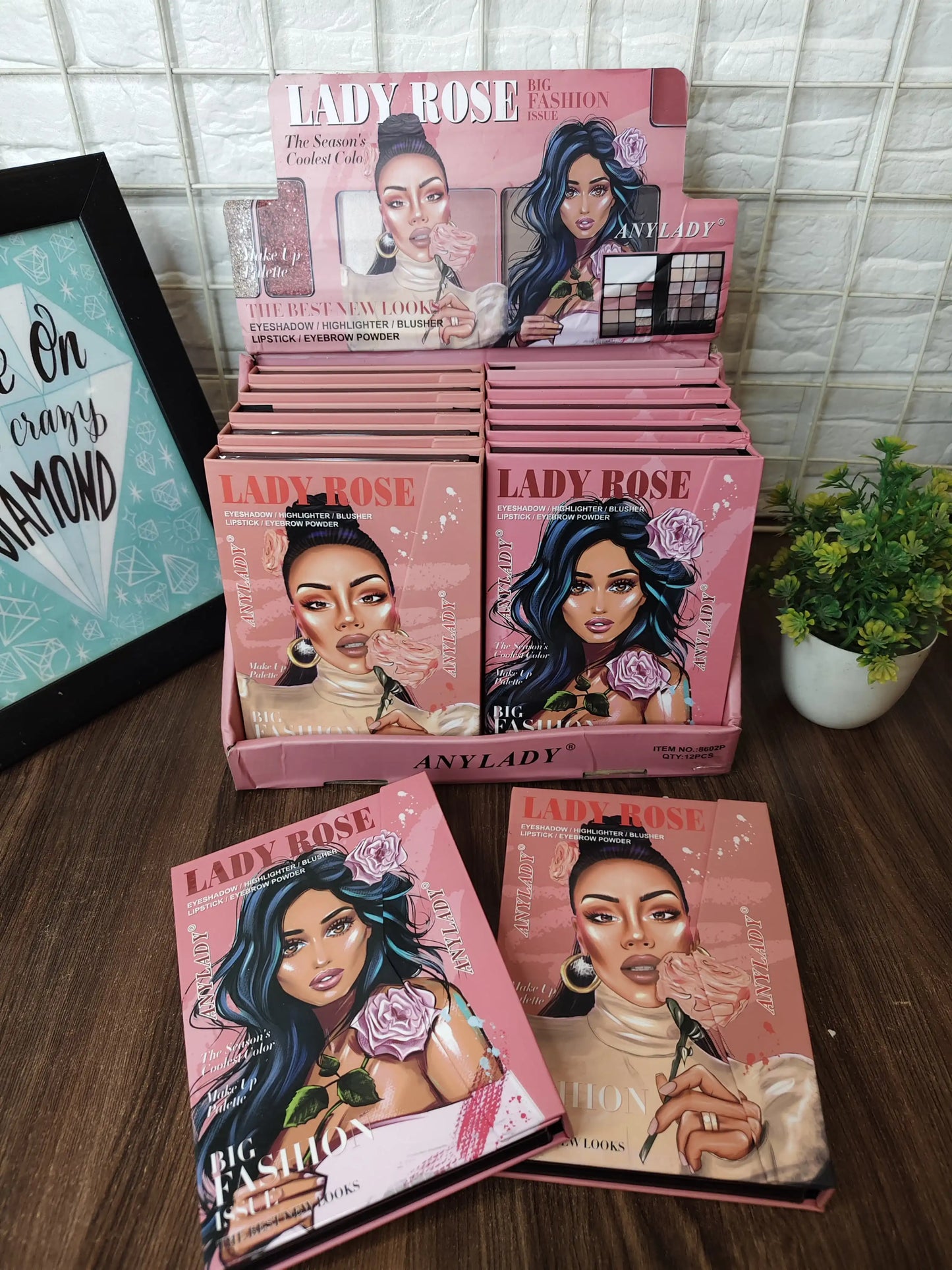 Any lady Premium make up pallets