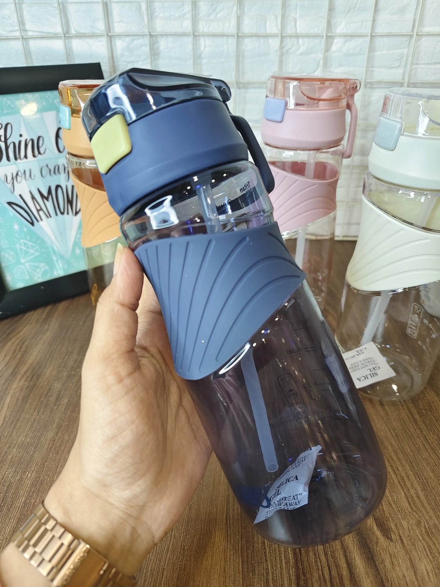 BPA free premium quality sipper Water bottle 700 ml