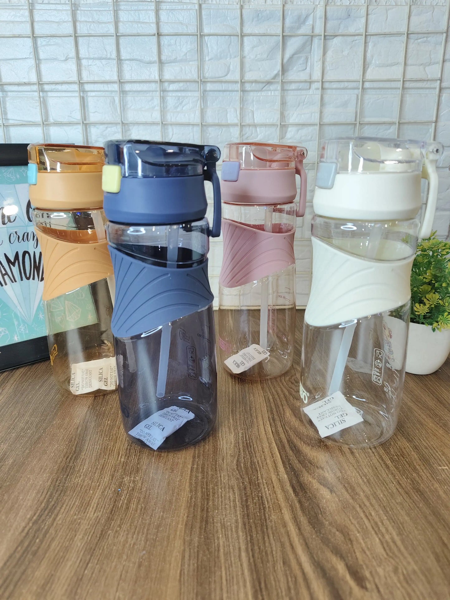 BPA free premium quality sipper Water bottle 700 ml