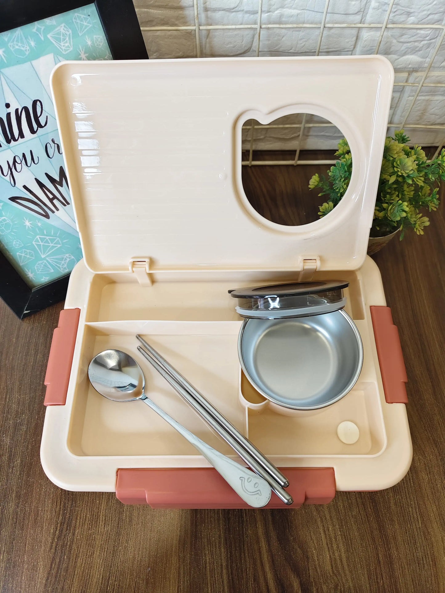 Bento office lunch box 1100+150 ml 4 grids + bowl