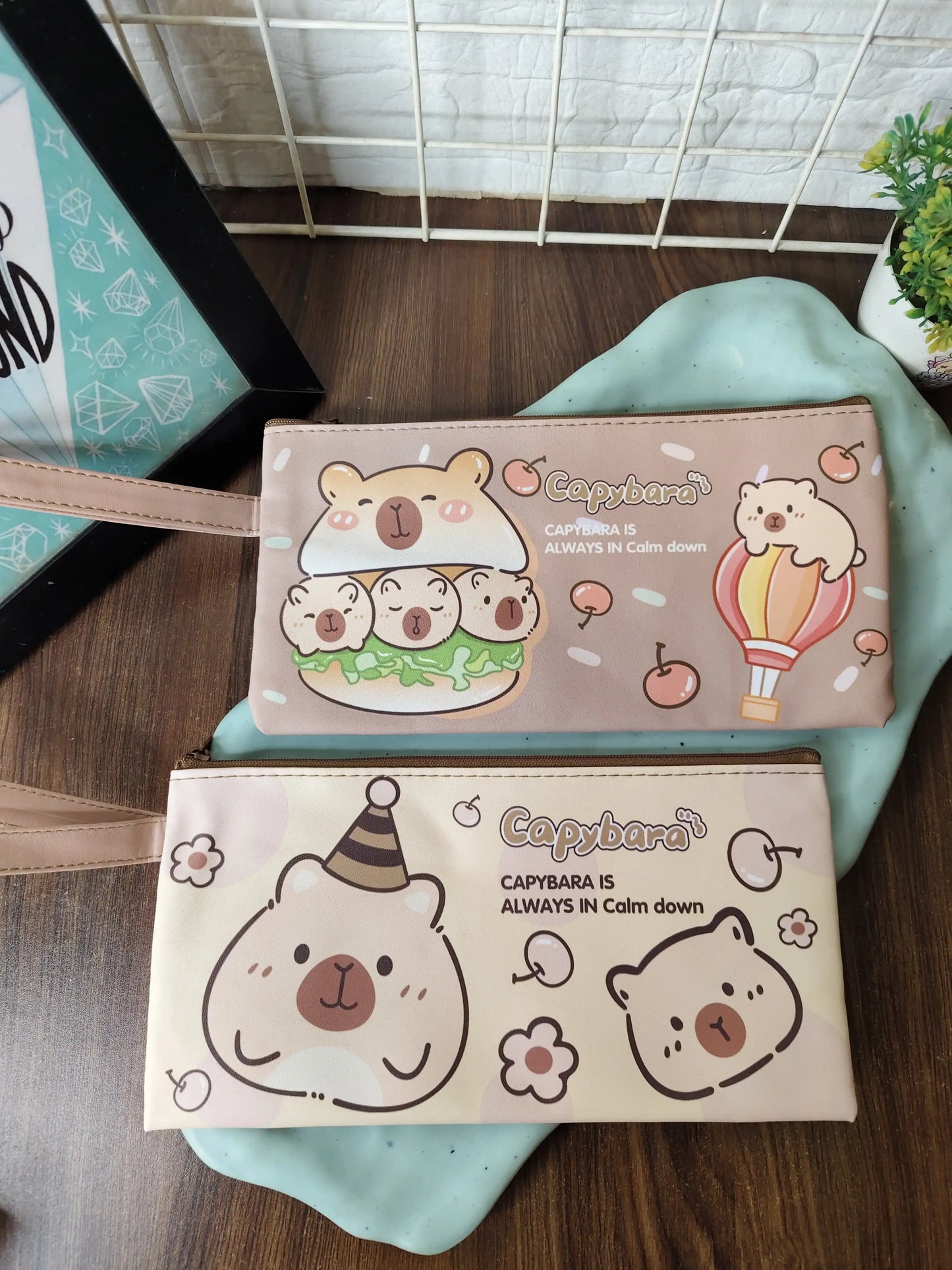 Capy bara flat stationery pouch