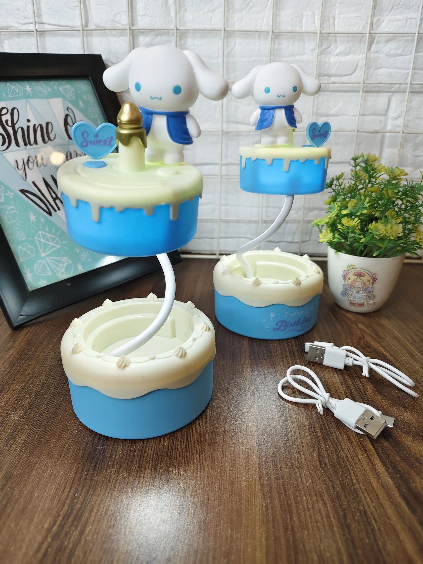 Cinnamoroll desk lamps