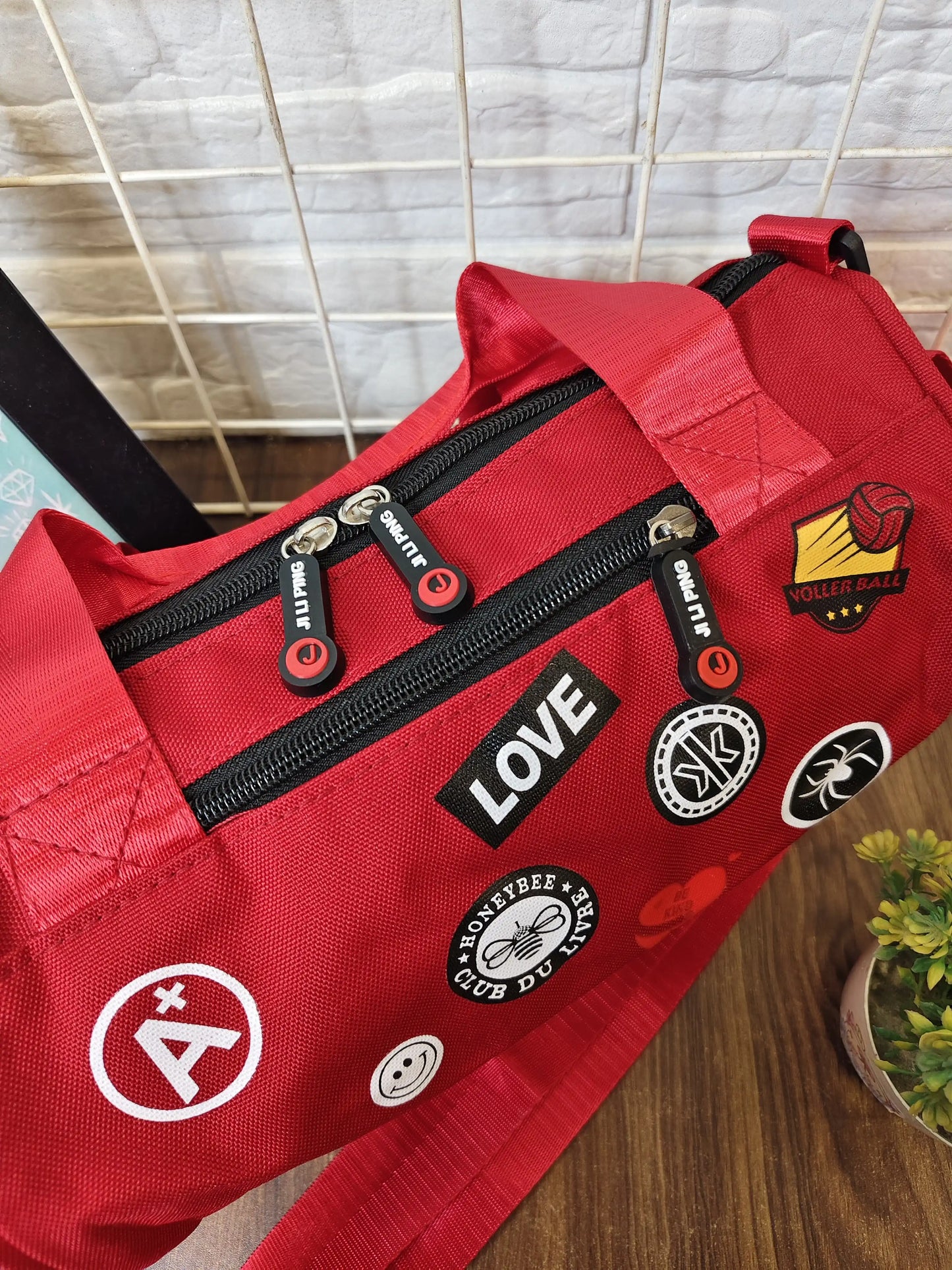 Duffle bag| quirky two compartments duffle bags