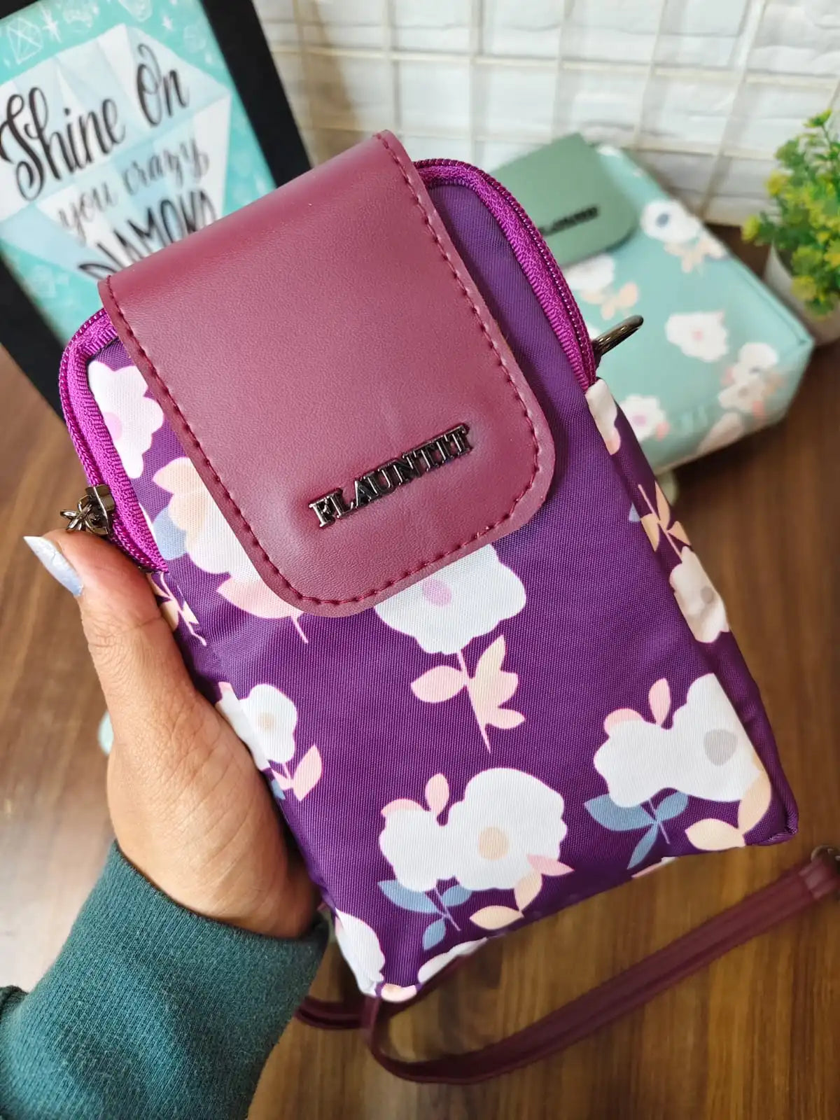 Floral side mobile sling