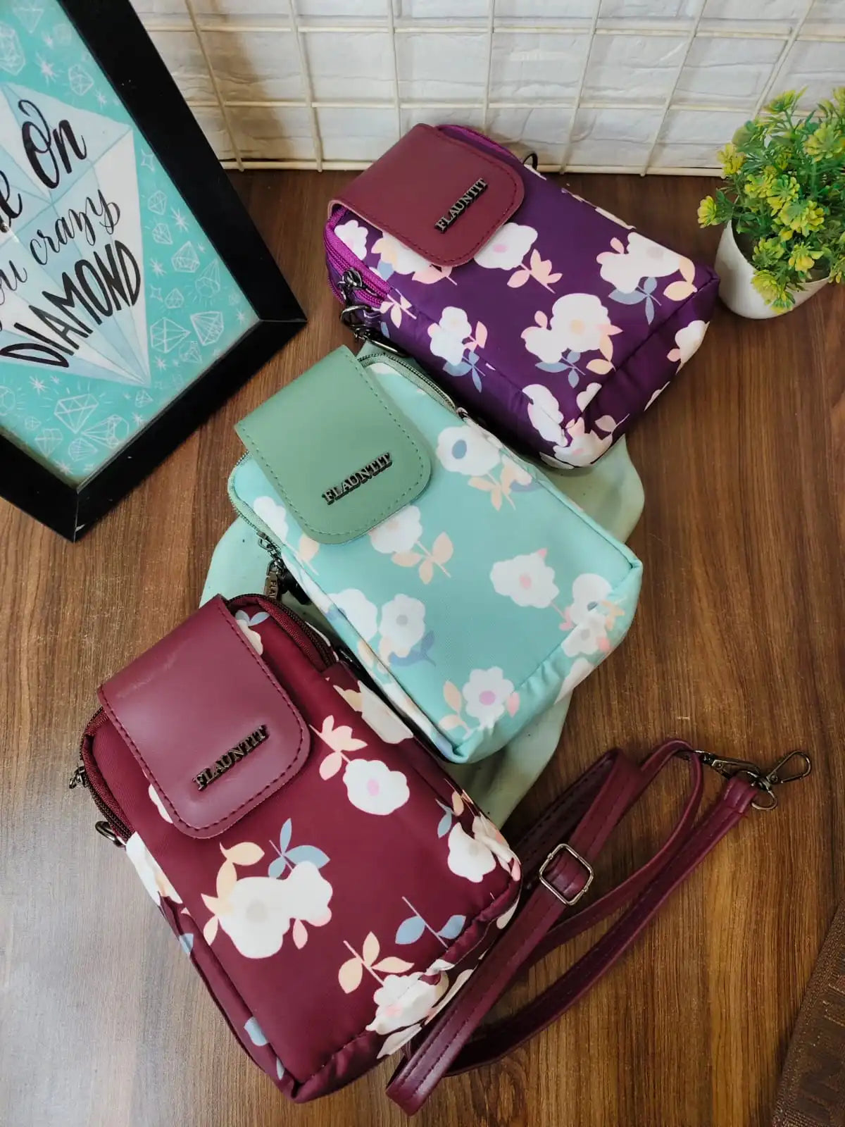 Floral side mobile sling