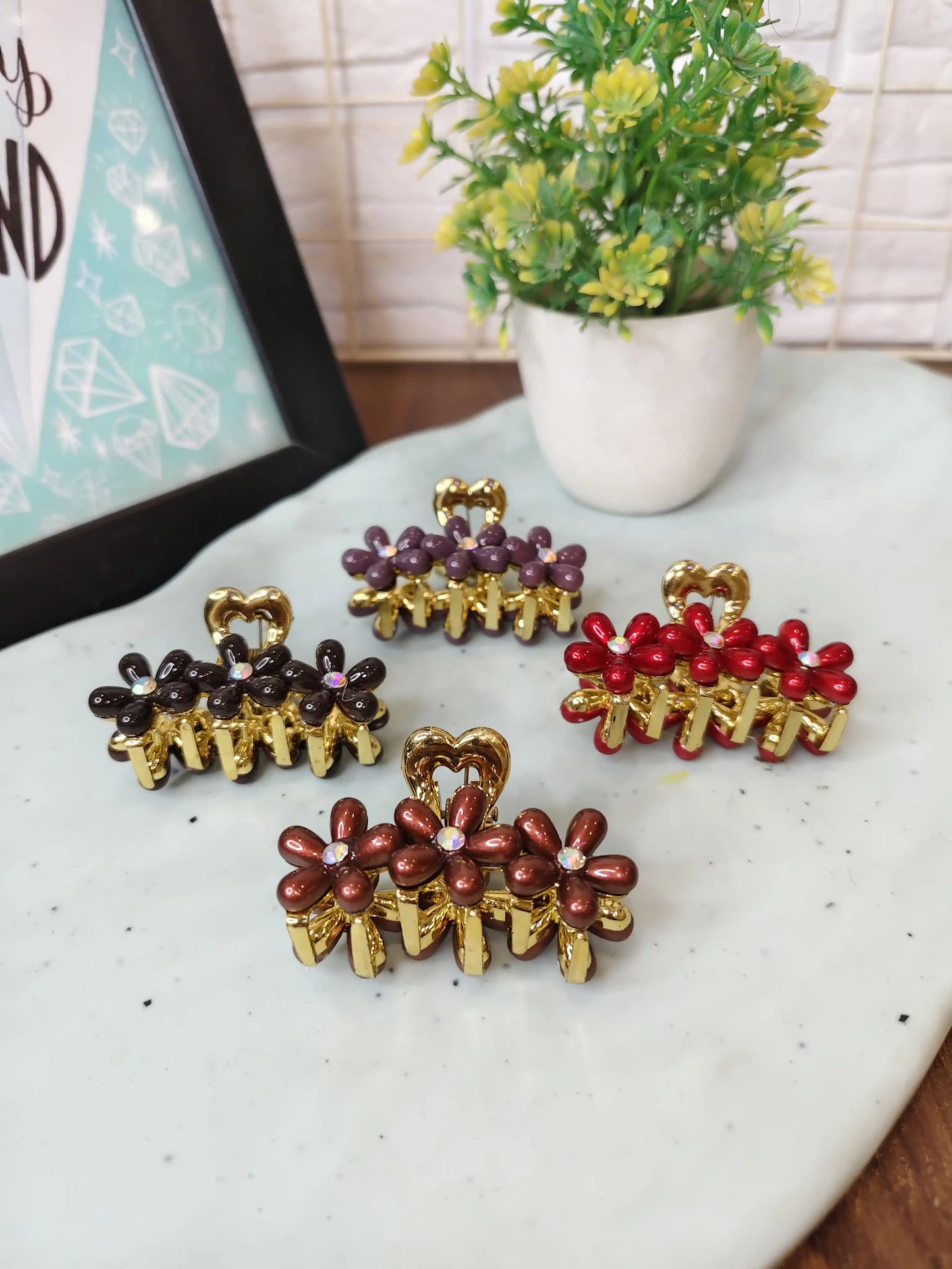 Flower hair claws