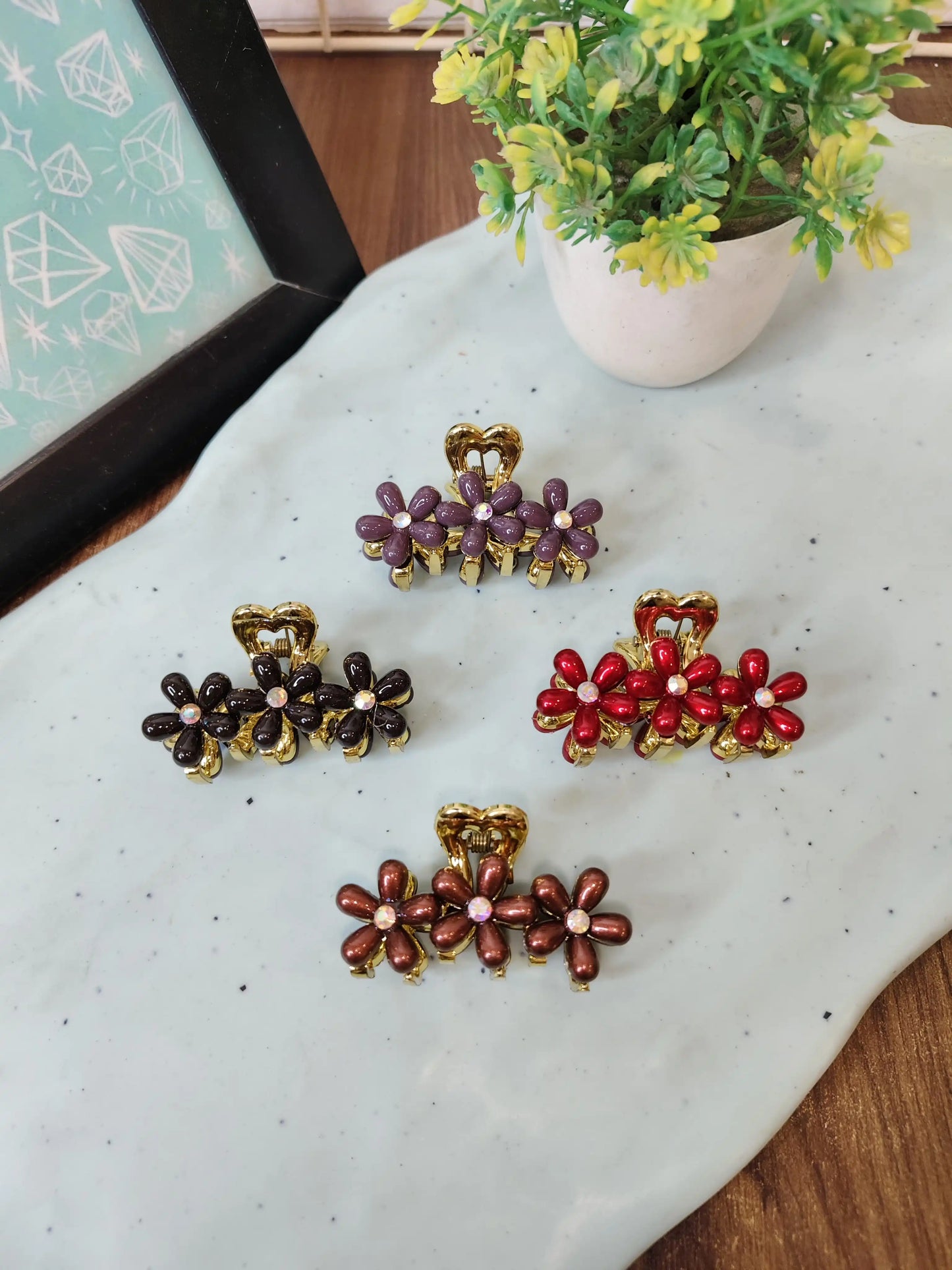 Flower hair claws