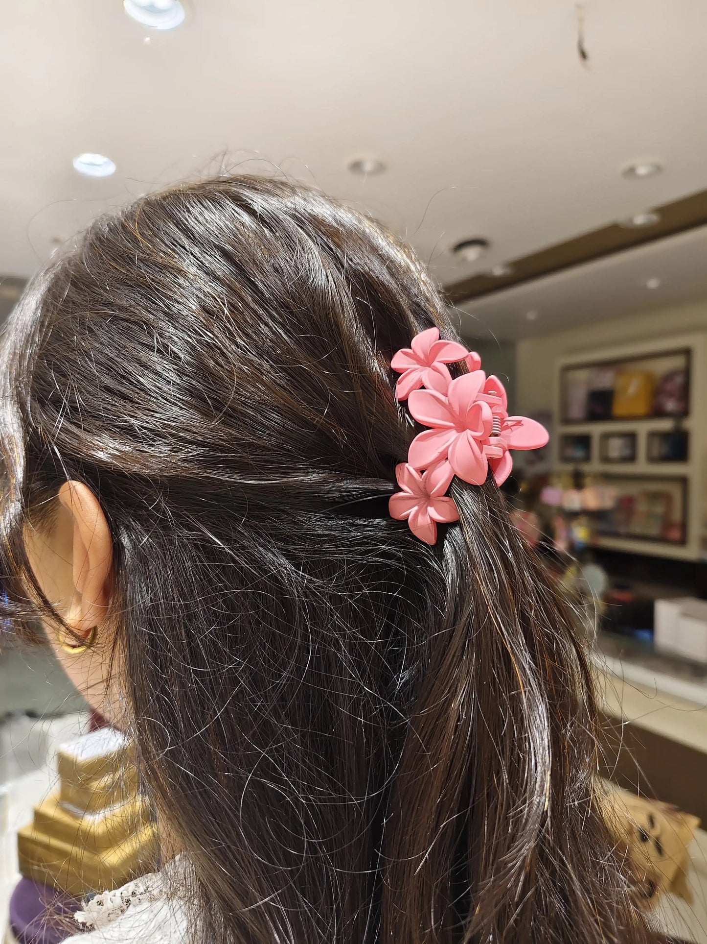 Flower matte hair claws