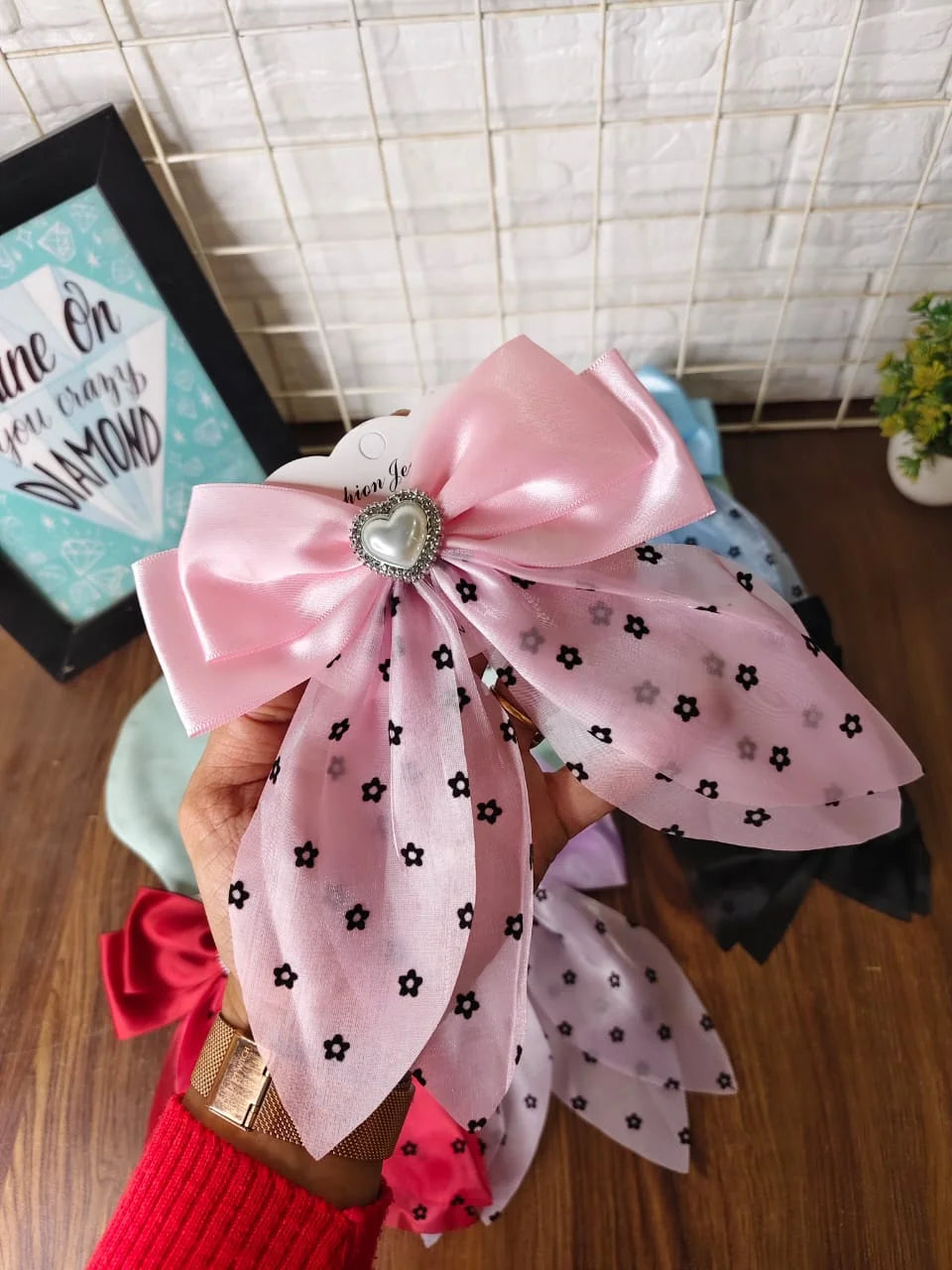 Hair bows with pearl charm