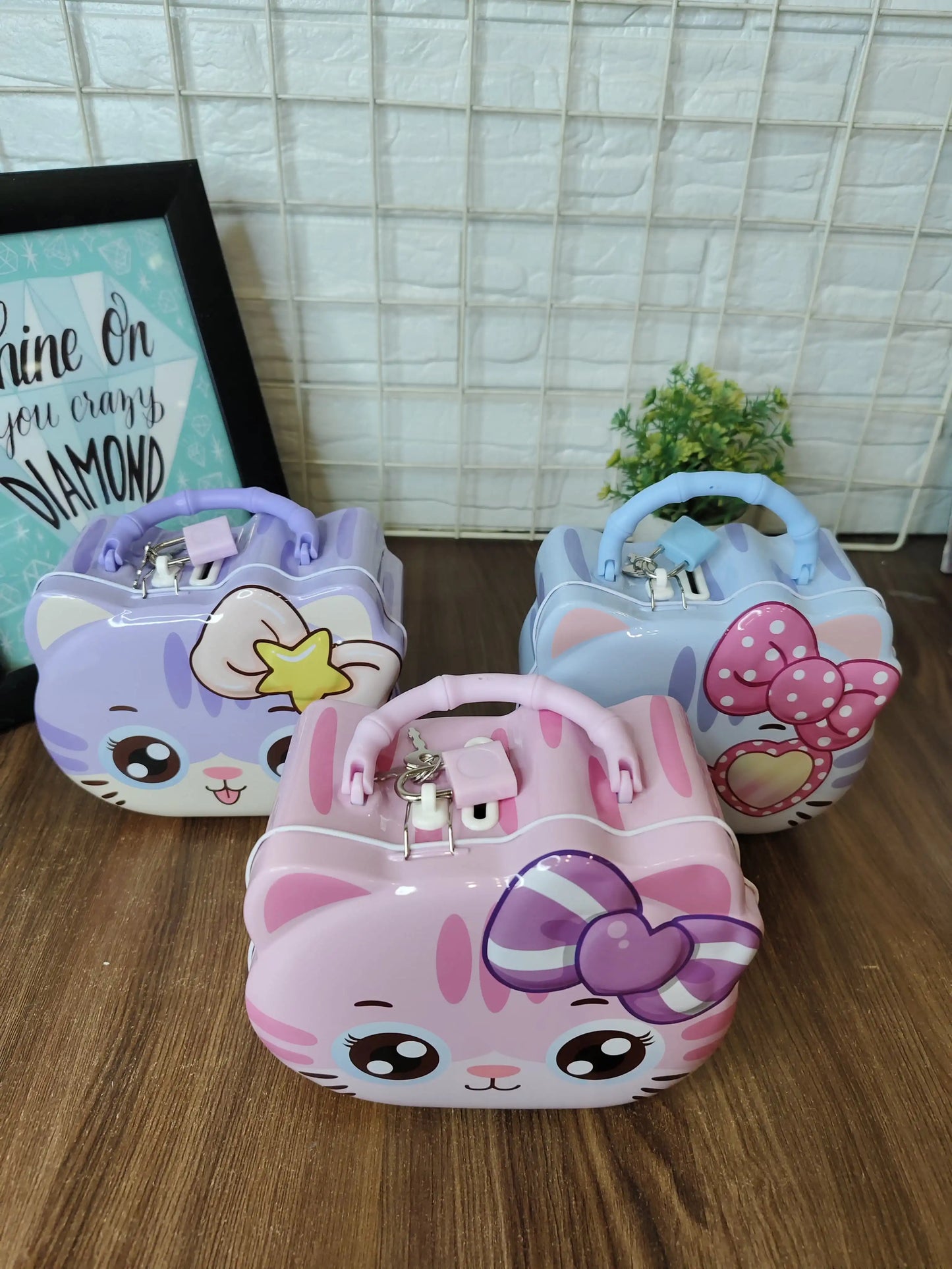 Hello Kitty money Bank