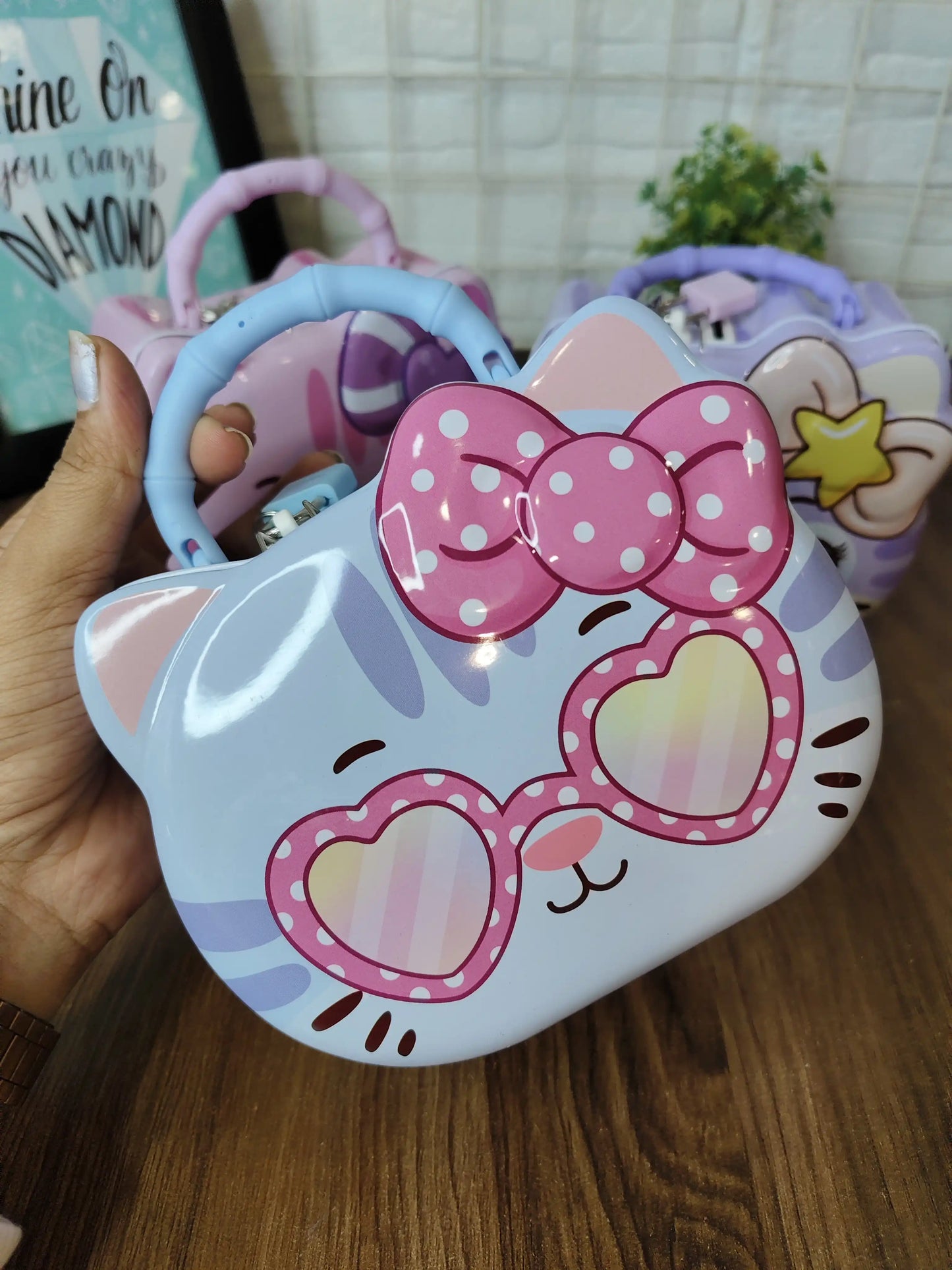Hello Kitty money Bank