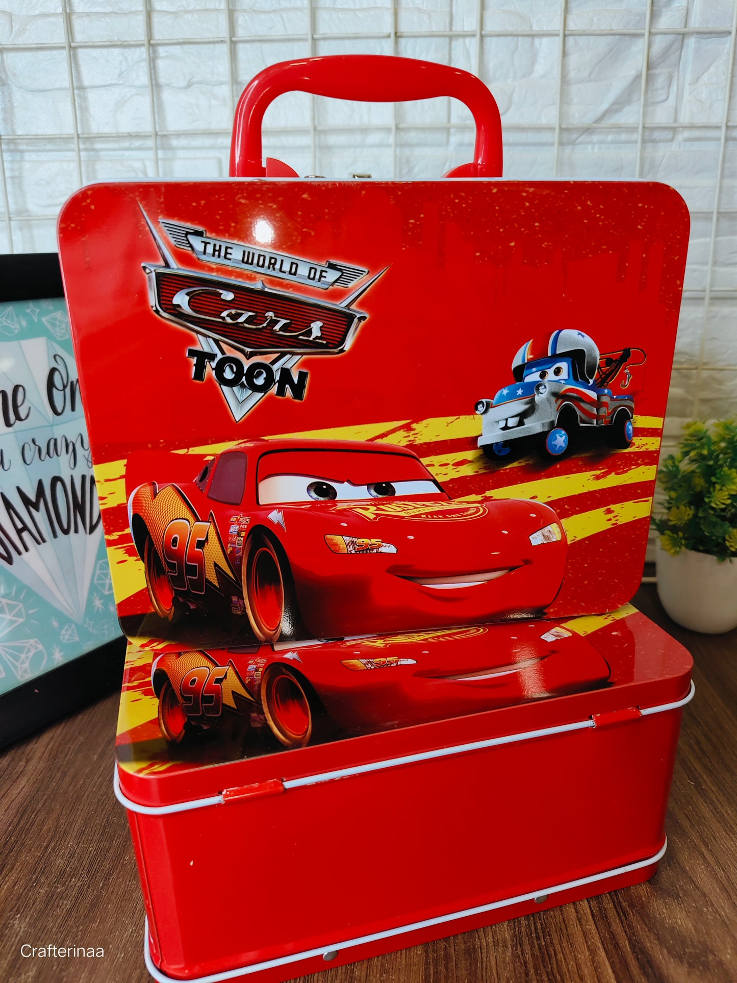 World of car metal trunk box