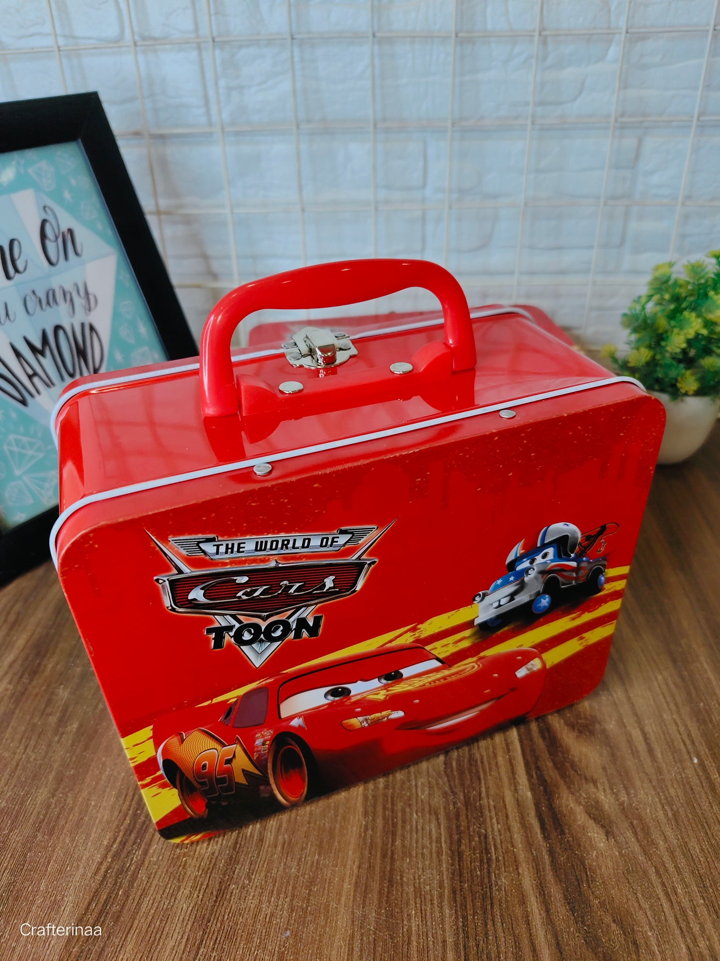 World of car metal trunk box