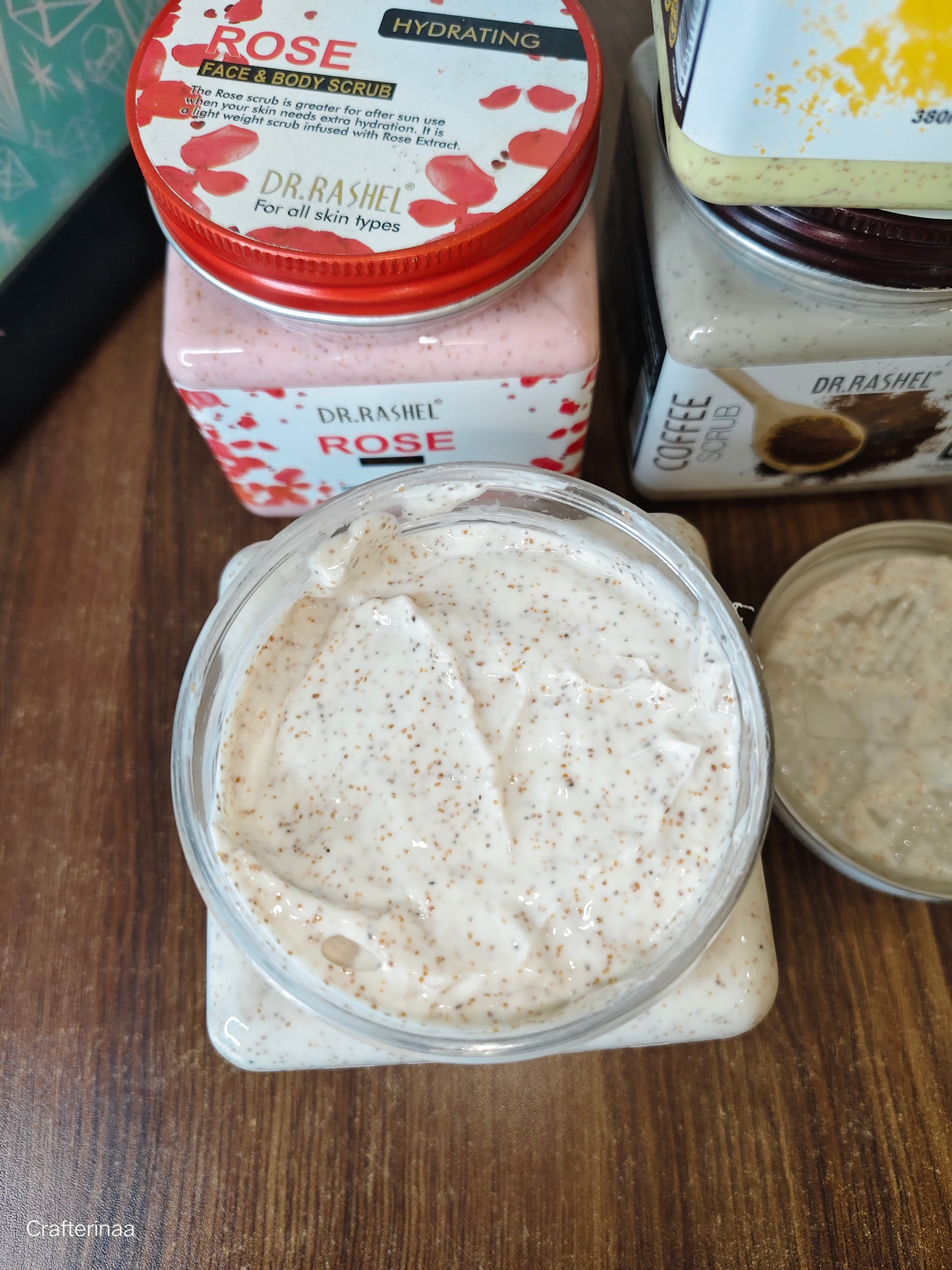 Dr.Rashel body scrub