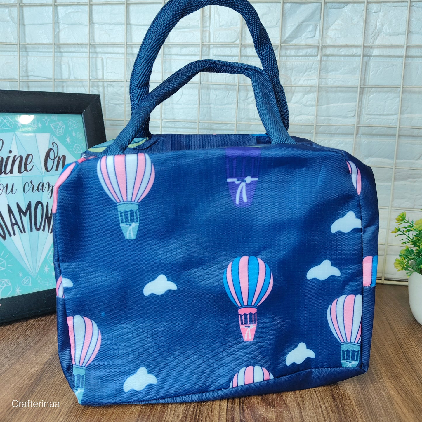 Insulated cute print lunch bag