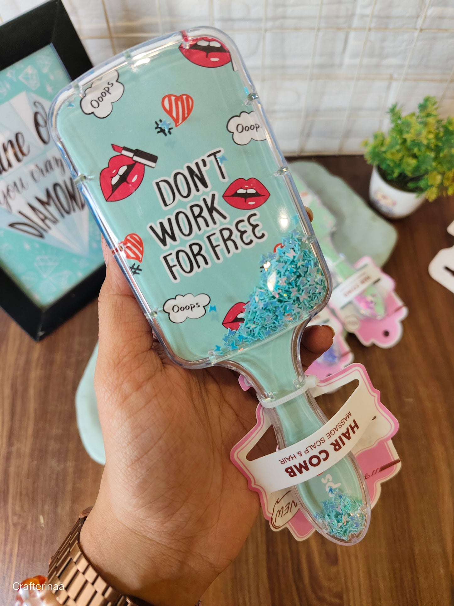 Quirky hair brush