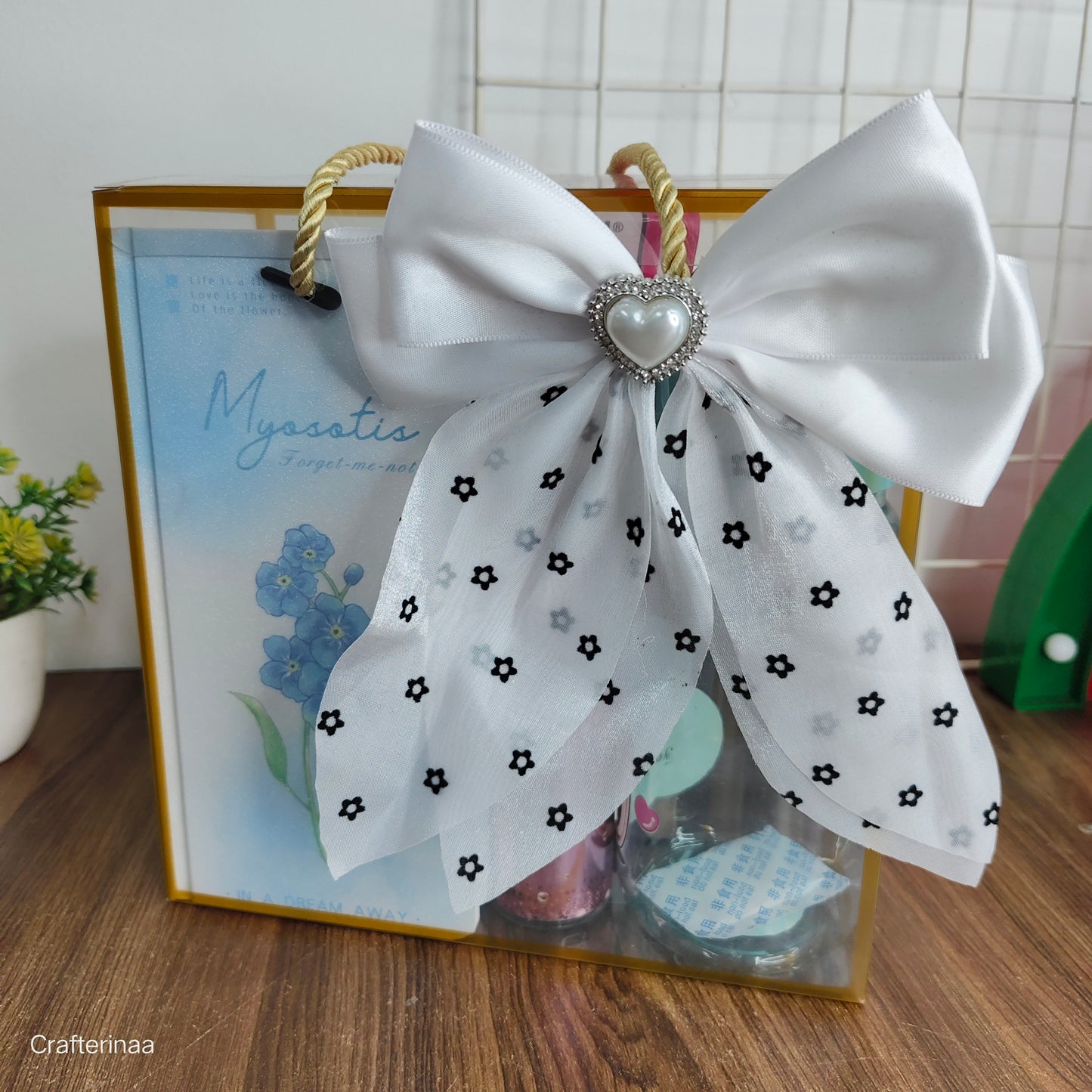 Ethereal Bliss Hamper | hamper filled with aesthetic stationery and accessories