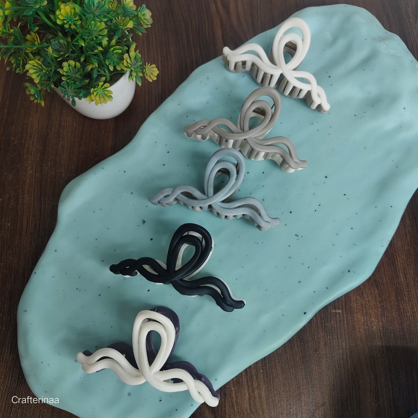 Double colour wave korean T claw