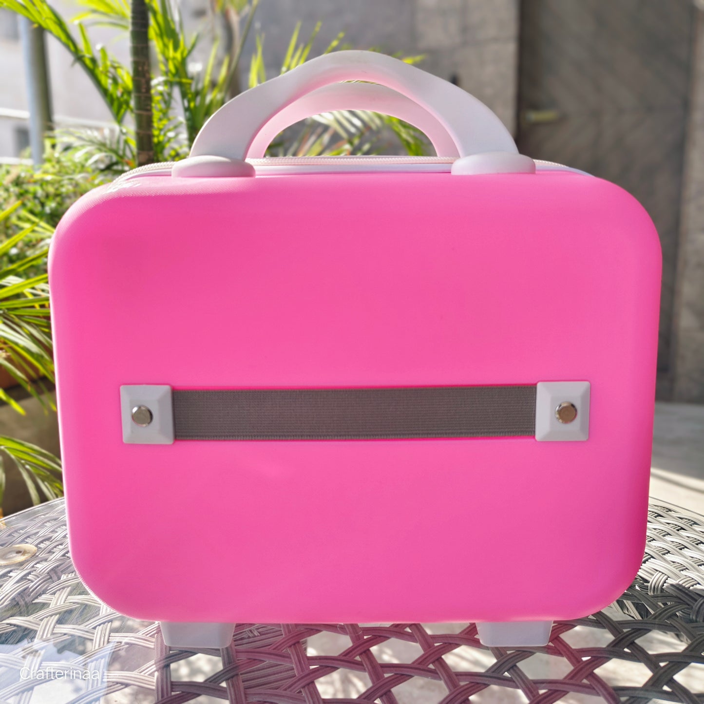 Kids travelling bags |Hard Shell Vanity Cases for Women Portable Water Proof Cosmetic Travel Case, Toiletry Case with Zipper Cosmetic Bag, Hand Luggage Cosmetic case