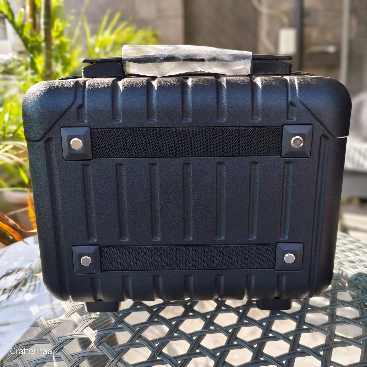 Silicone hard case travel bag| Portable Hard Shell Cosmetic Travel Case | Small Travel Hand Luggage with Elastic Band, Mini ABS Carrying Makeup Case Suitcase (30L x 16W x 23H cm)