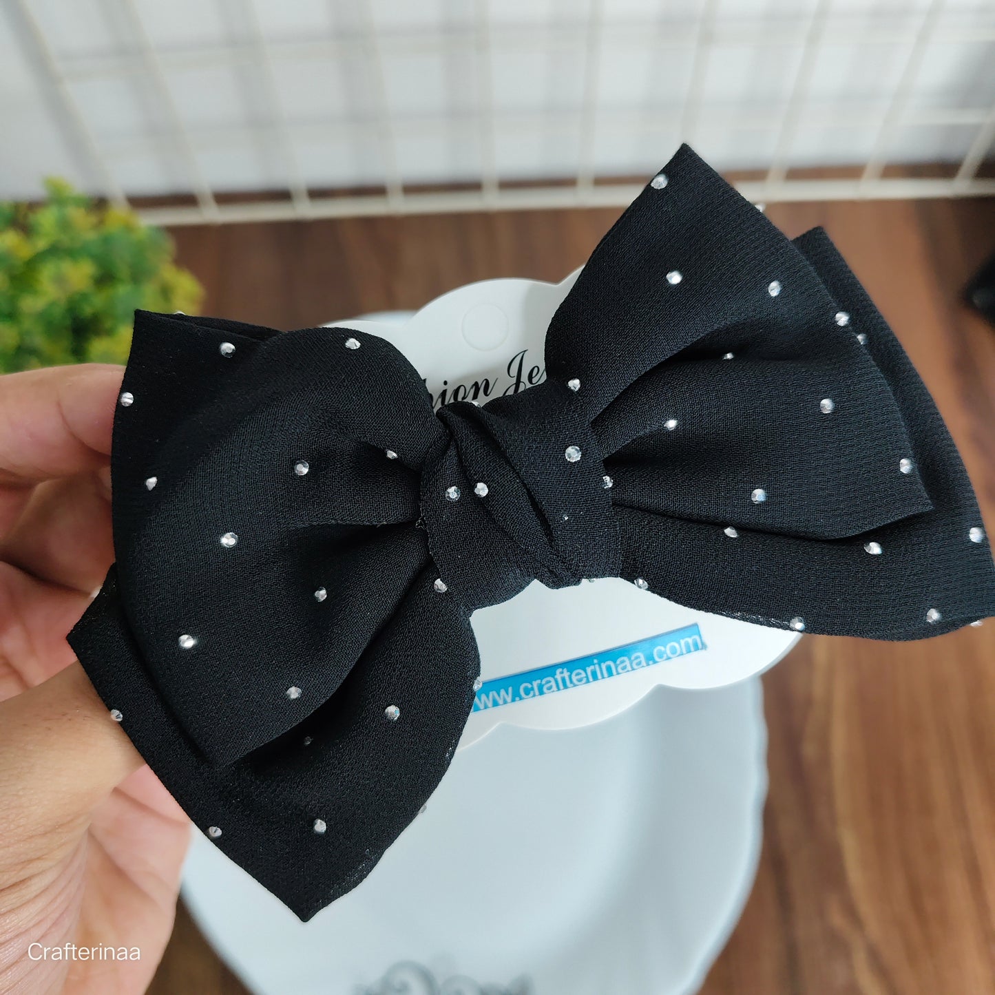 "Sparkly Rhinestone Hair Bow Clips – Classy & Colorful Hair Accessories for Girls"