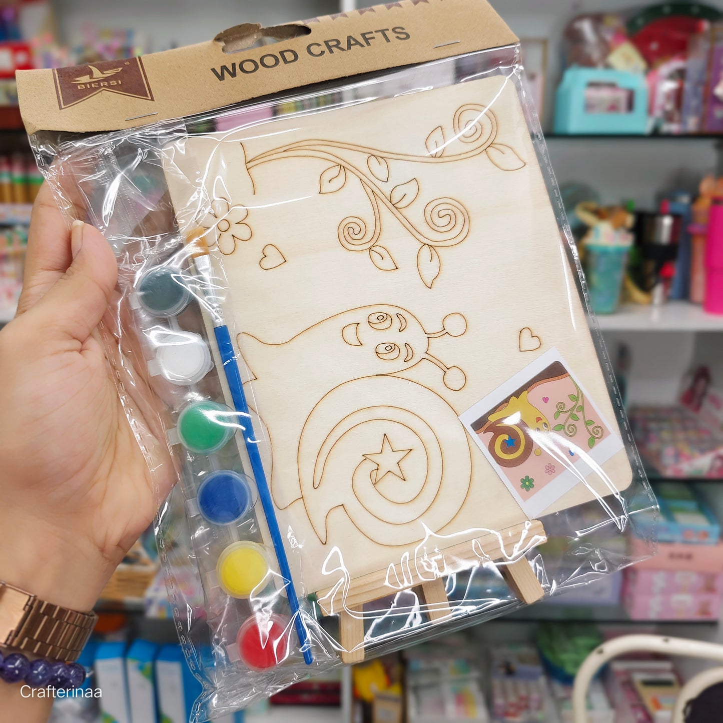 "Creative Wood Craft Painting Set – Fun DIY Art Activity Kit for Children"
