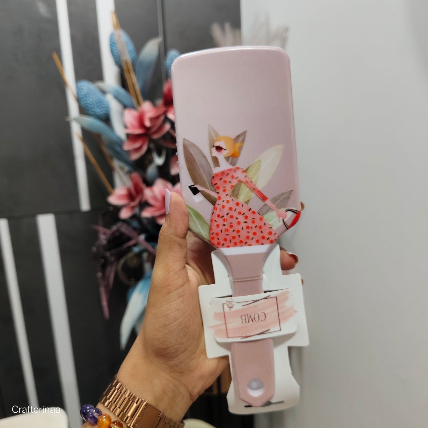 Feminine Chic Comb| Chic & Vibrant Hairbrushes