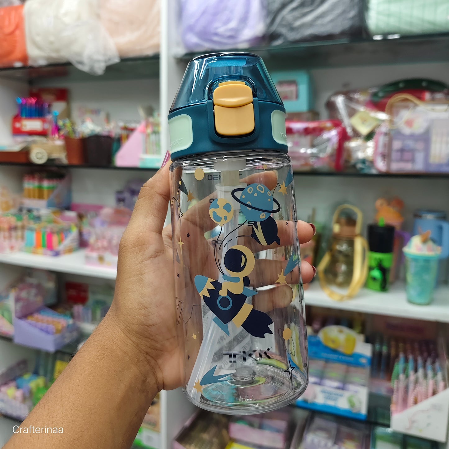"Space Theme Kids Water Bottles with Straw – 600ml Leakproof & BPA-Free | Cute Astronaut Design"