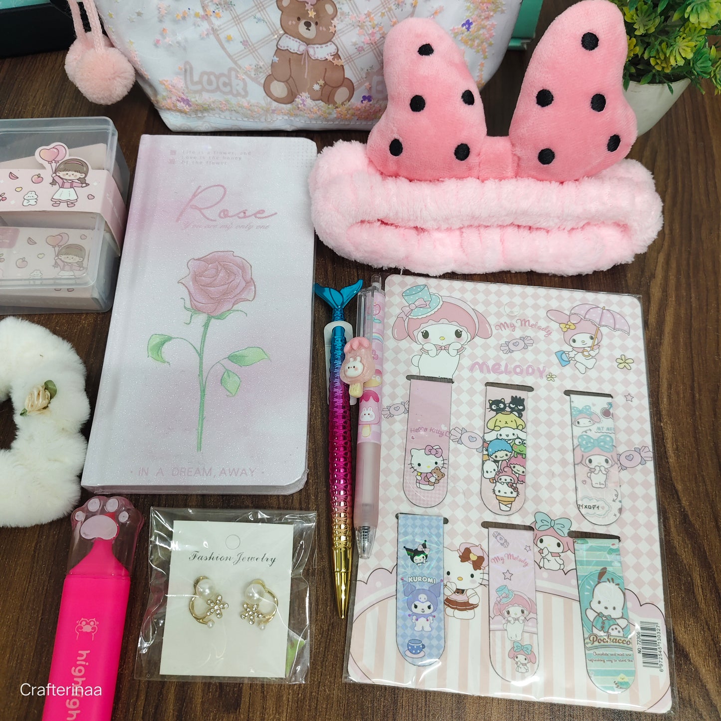 Aesthetic girl's favourite Hamper|cute accessories+Stationery