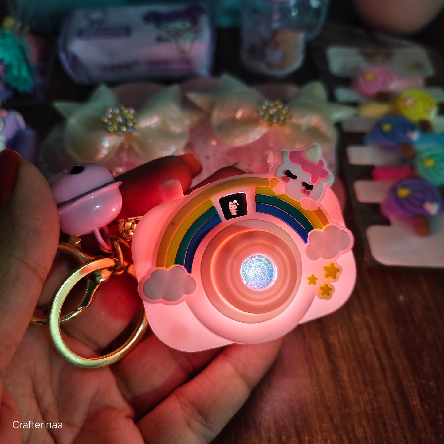 Cute things in budget hamper|Hamper of accessories and stationery with projector light keychain