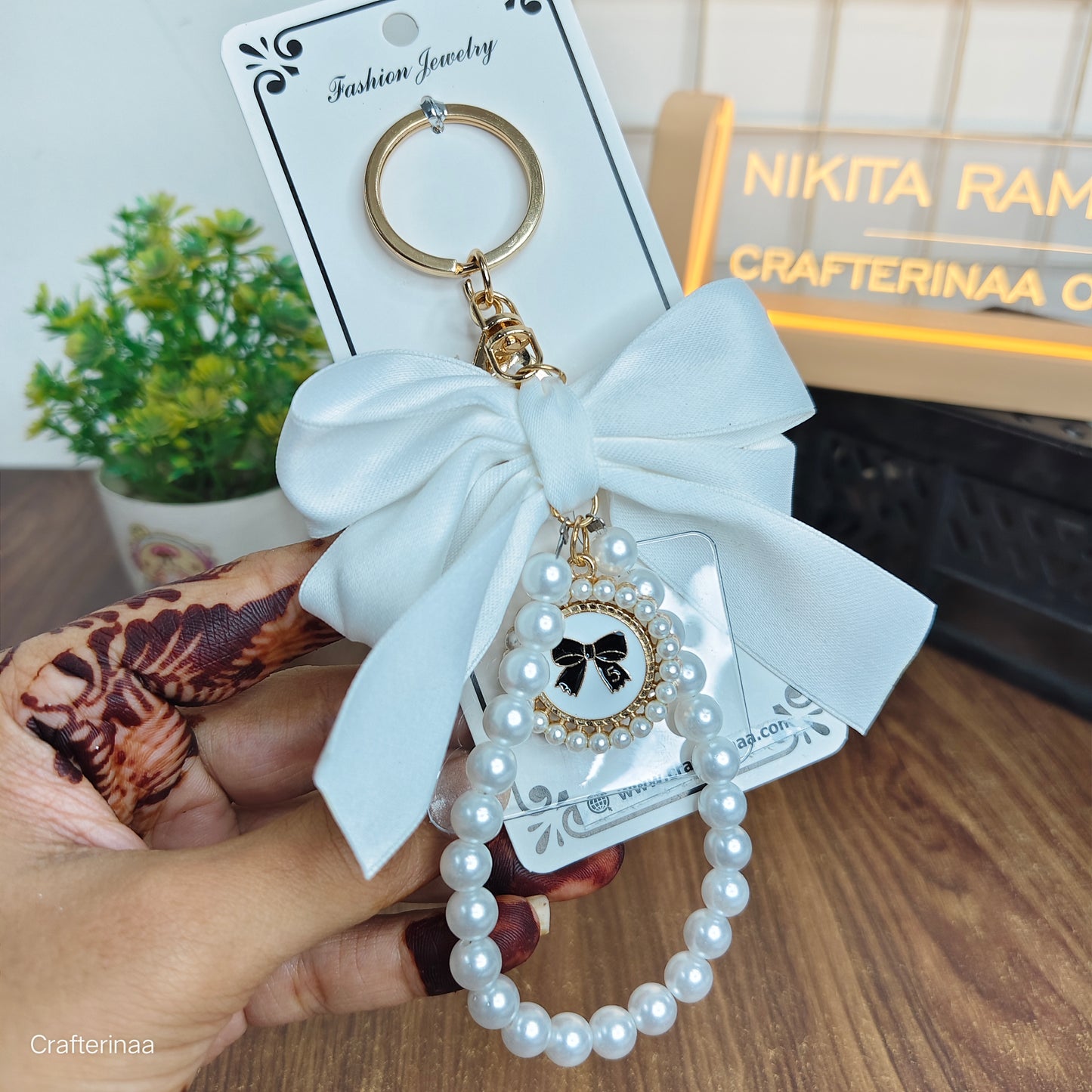 Pearl & Bow Charms for Bags and Phones – Feminine Accessories