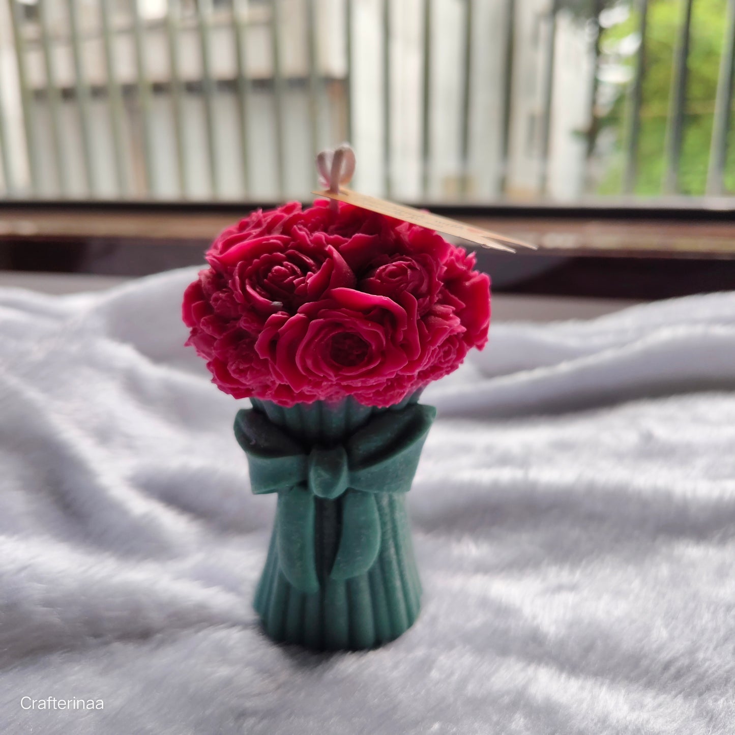 Luxury Flower Bouquet Candle – Pink Roses with Bow Design|Aesthetic Gift for Special Occasions premium Gifting