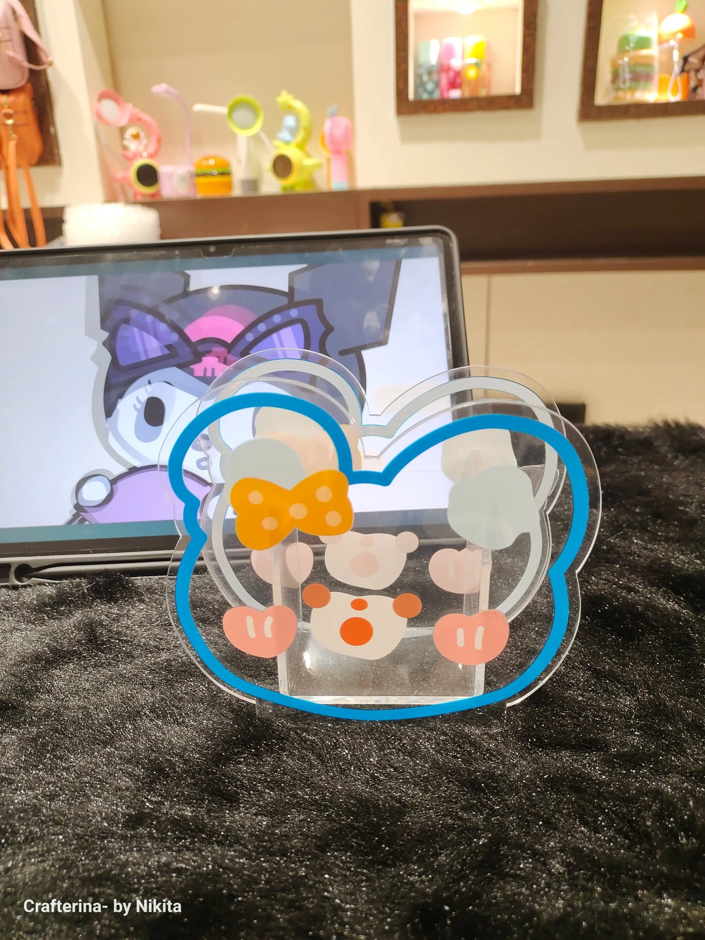 Kawaii pen stand