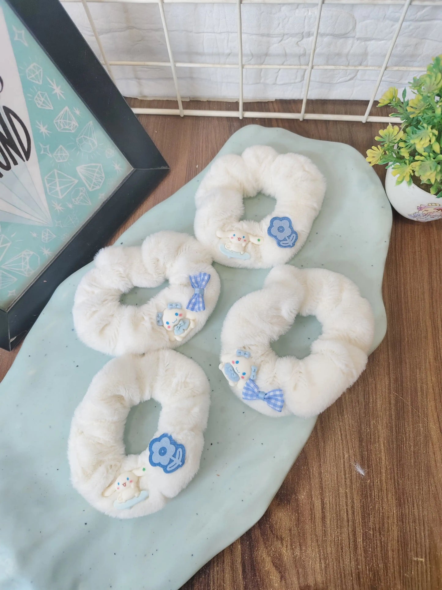 Kawaii white fur hair scrunchy
