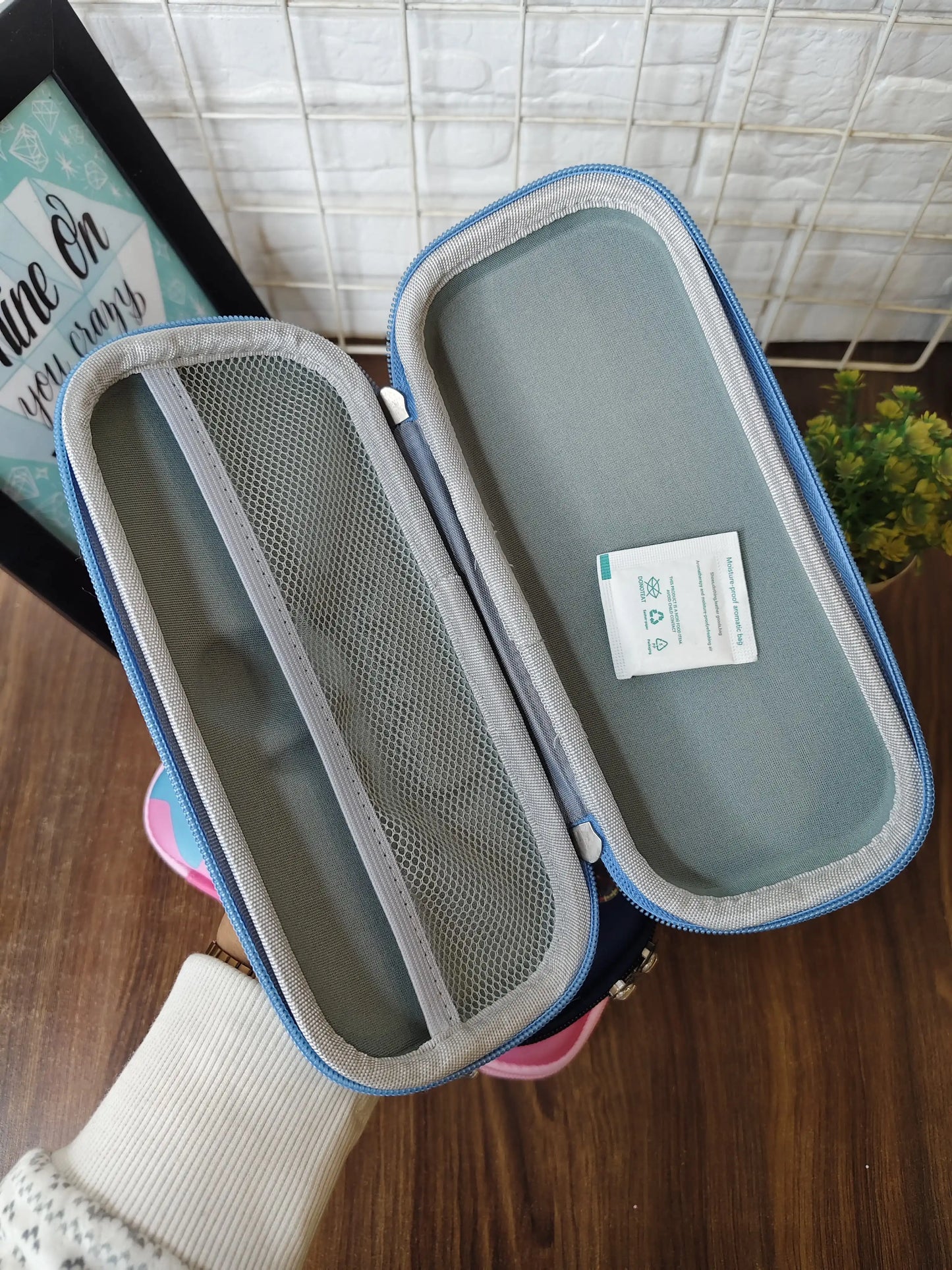 Kids stationery organiser