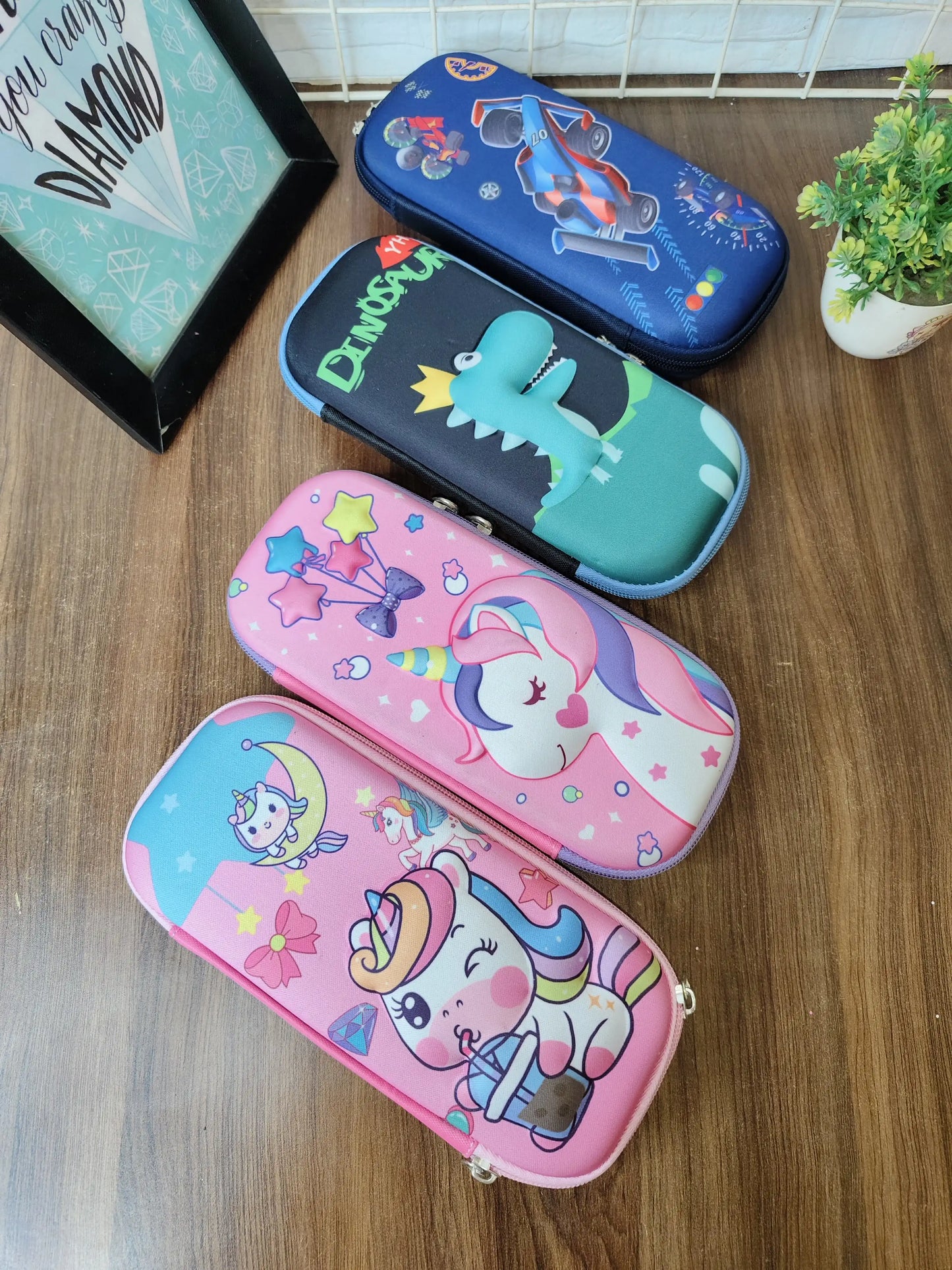 Kids stationery organiser