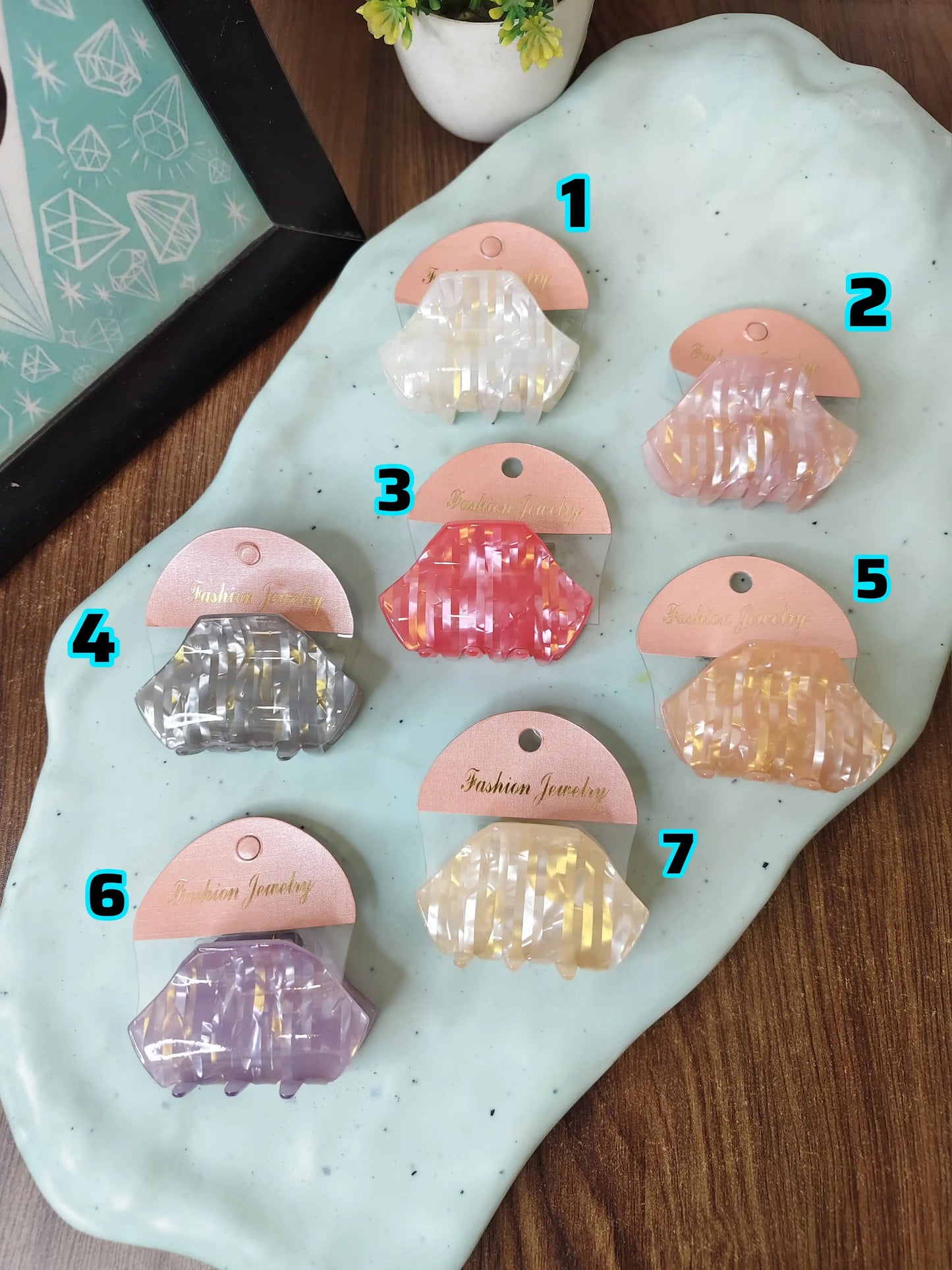Marble stripe hair claws