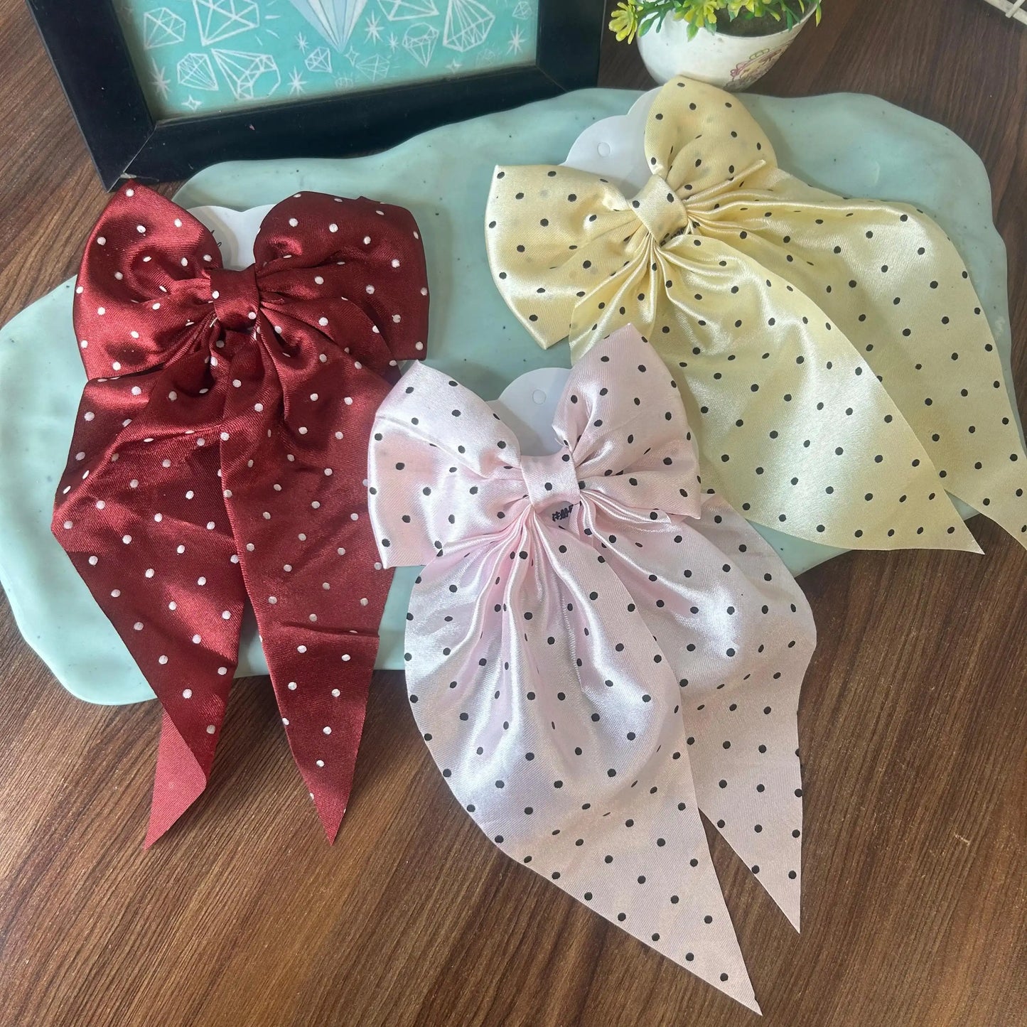 Polka dots bows