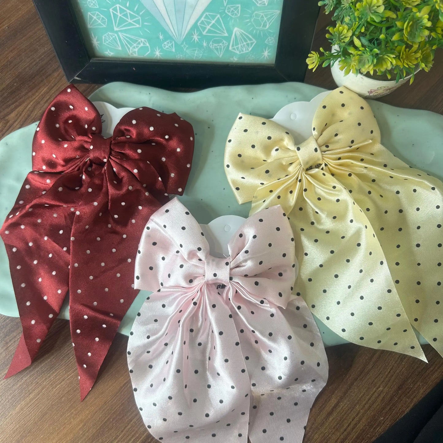 Polka dots bows