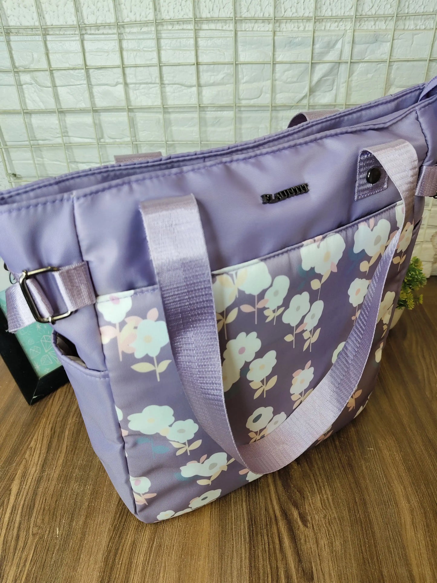 Premium floral tote bag 4 compartments