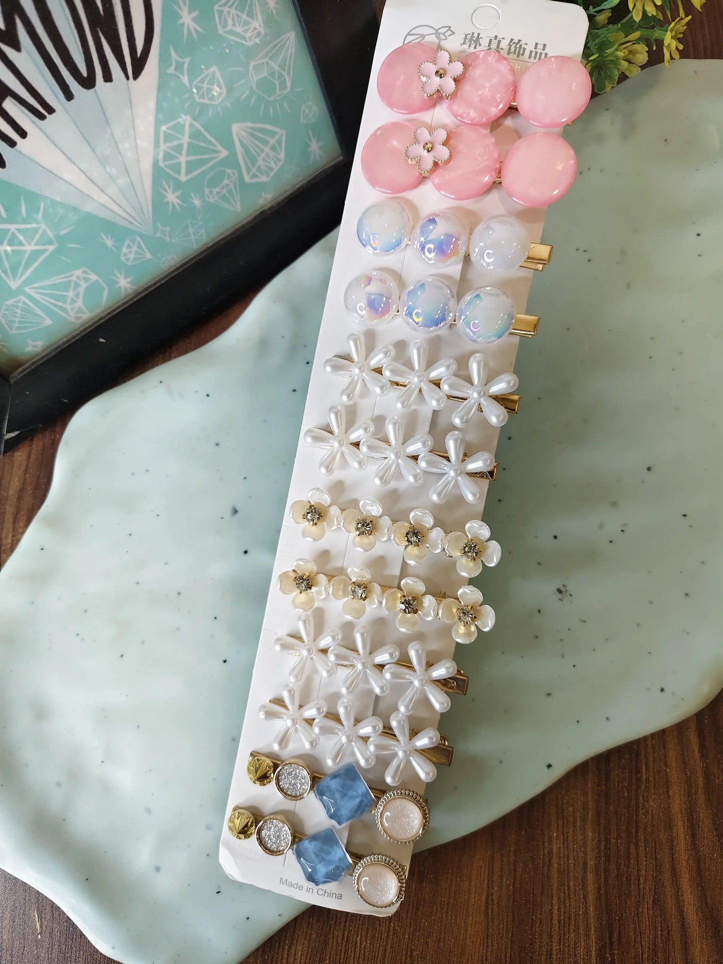 Quirky Hair clips pair|beautiful korean hair clips pairs