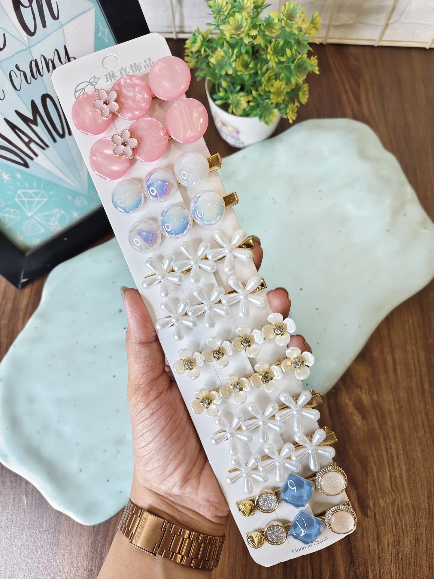 Quirky Hair clips pair|beautiful korean hair clips pairs