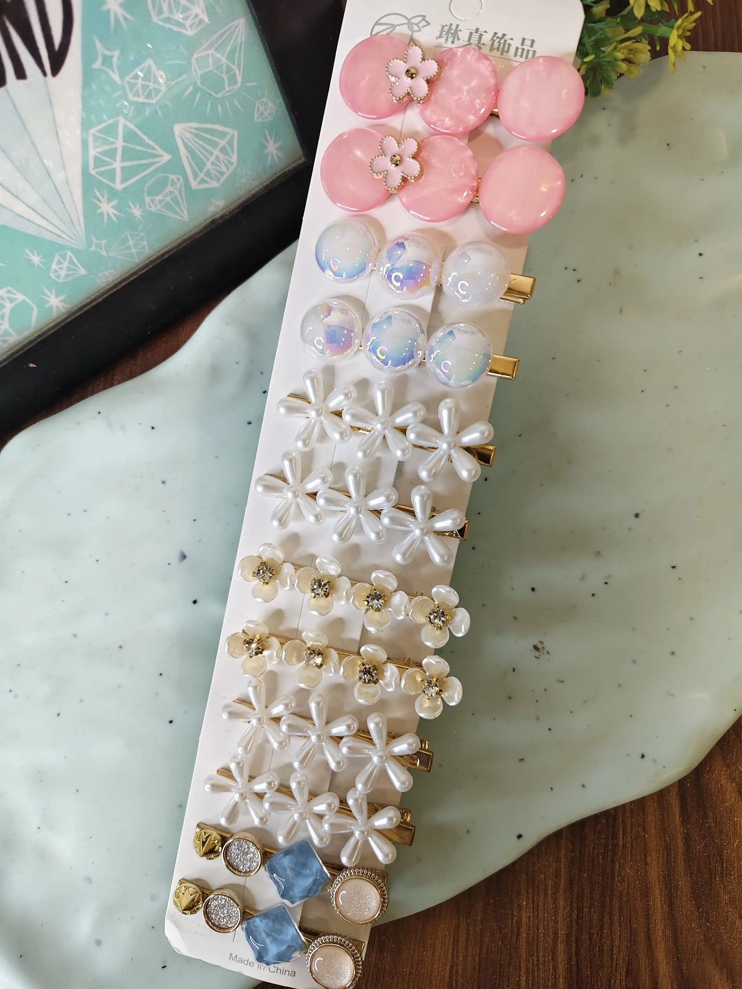 Quirky Hair clips pair|beautiful korean hair clips pairs