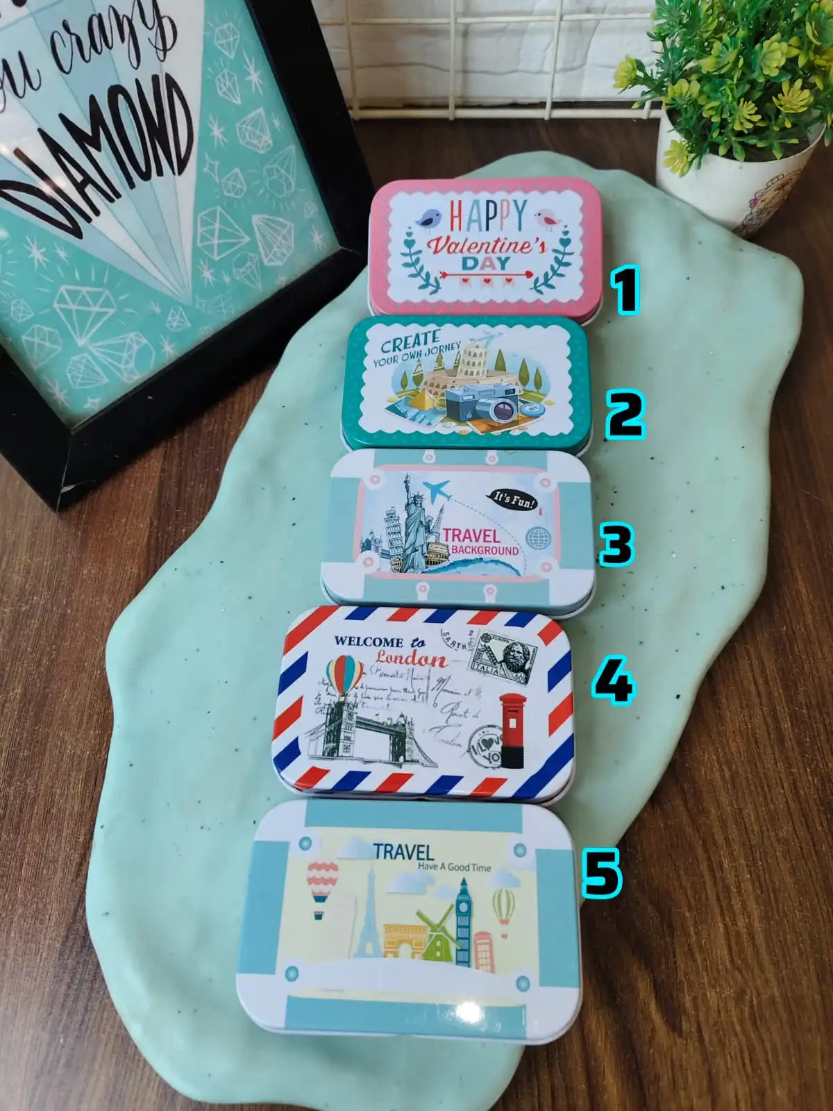 Rectangle shaped tin box