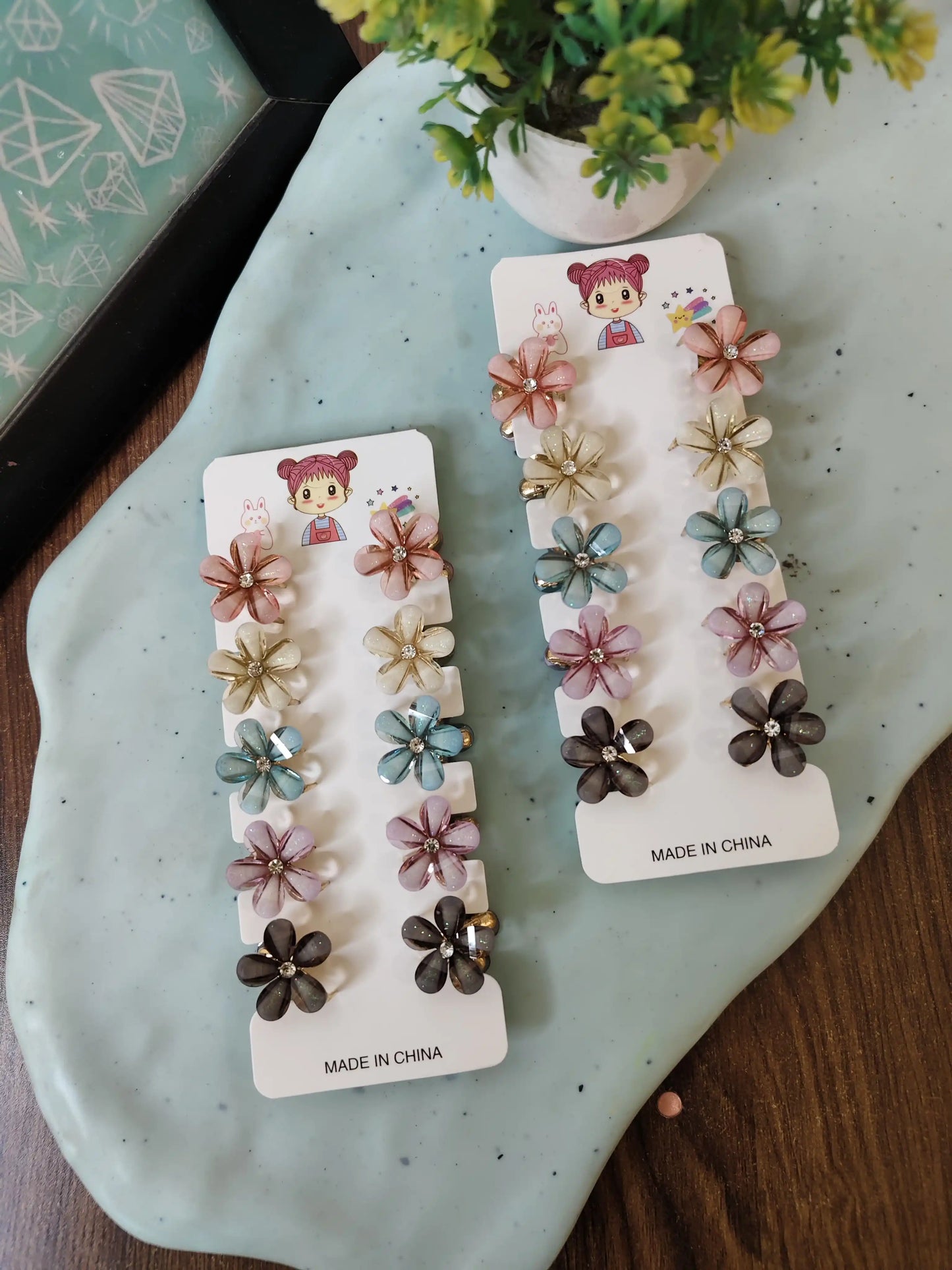 Small flower hair claws card (10 claws in 1 card)