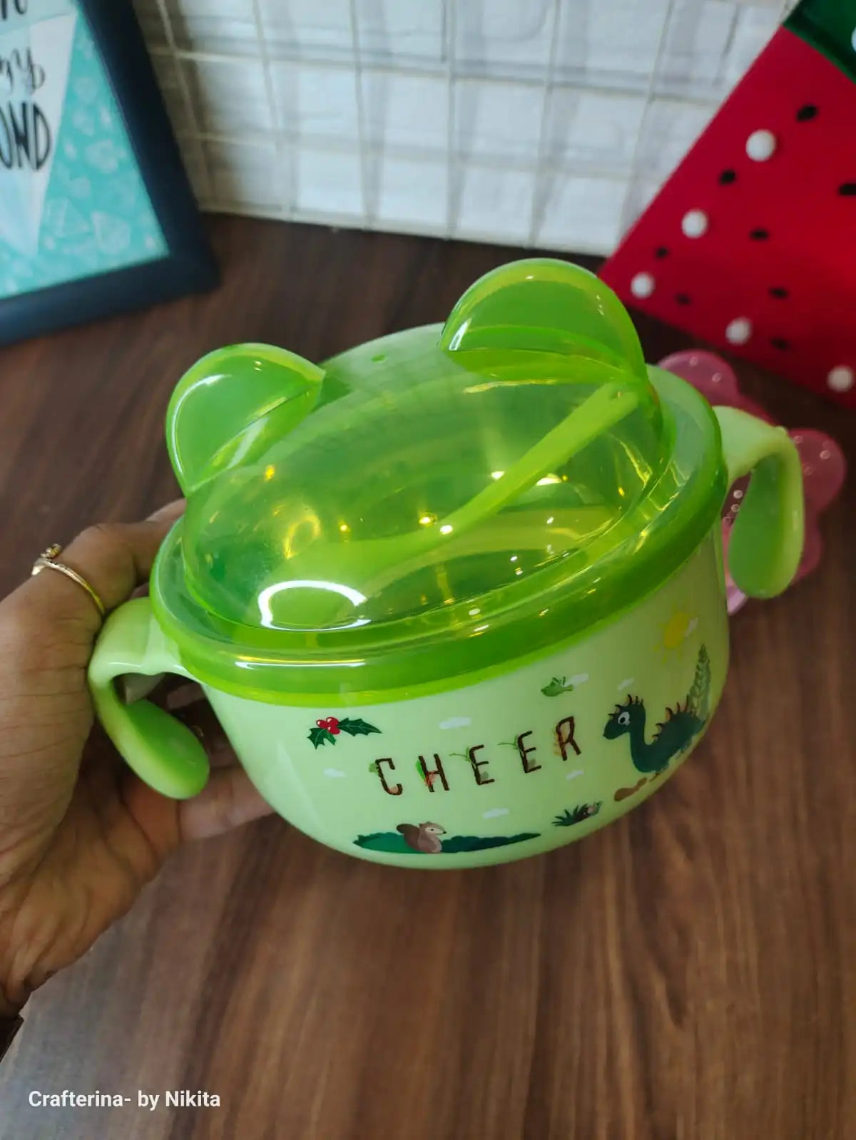 Steel bowl with lid