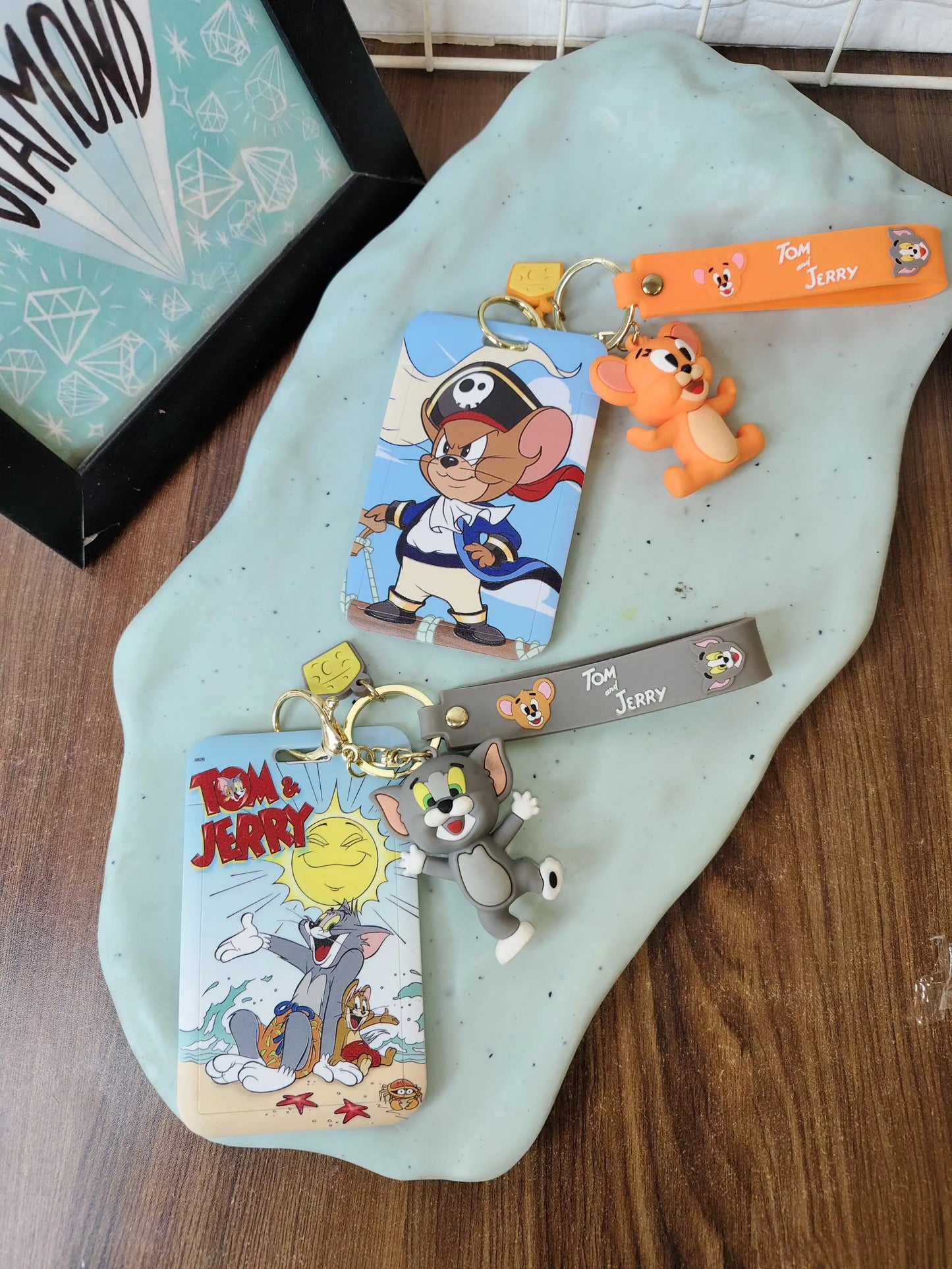 Tom and Jerry keychain with card holder