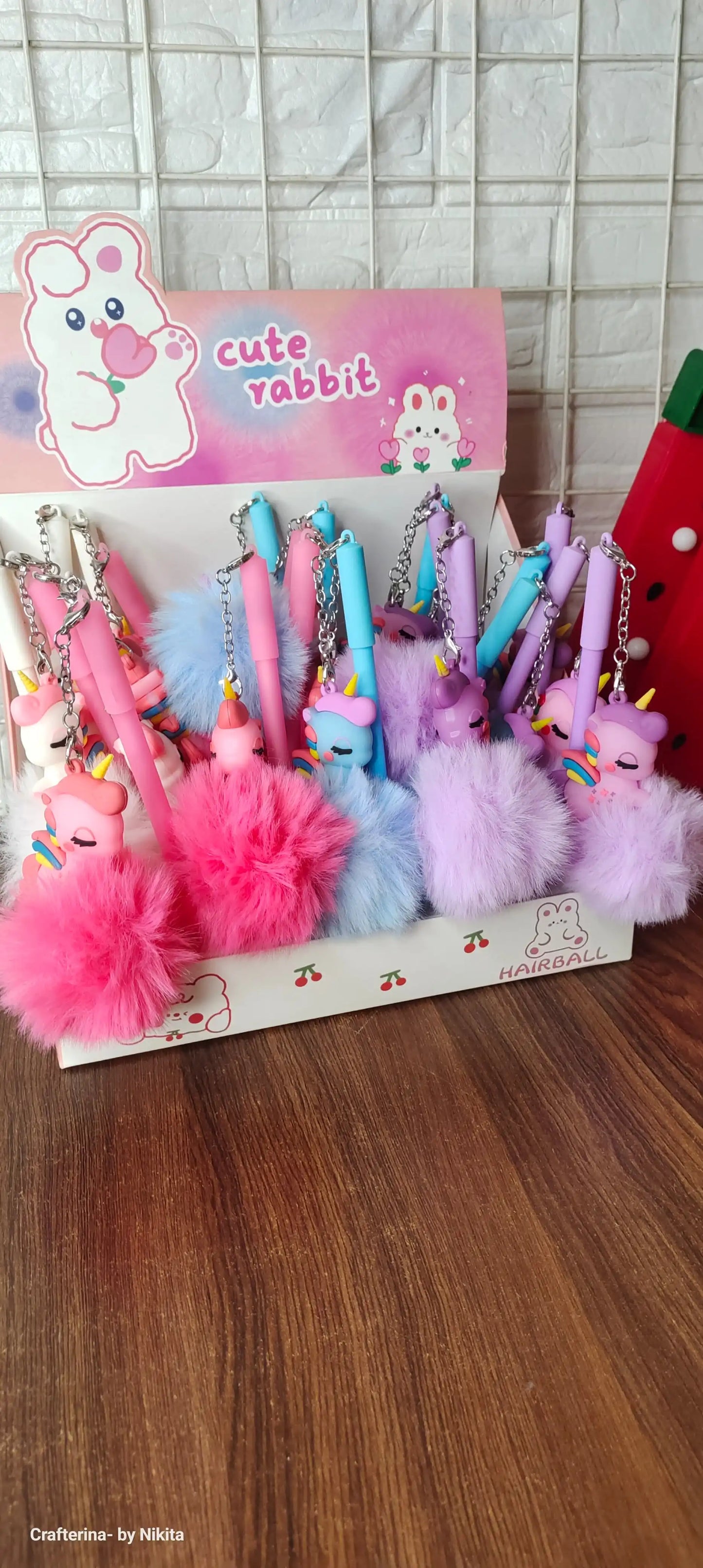 Unicorn fur pom pom pen