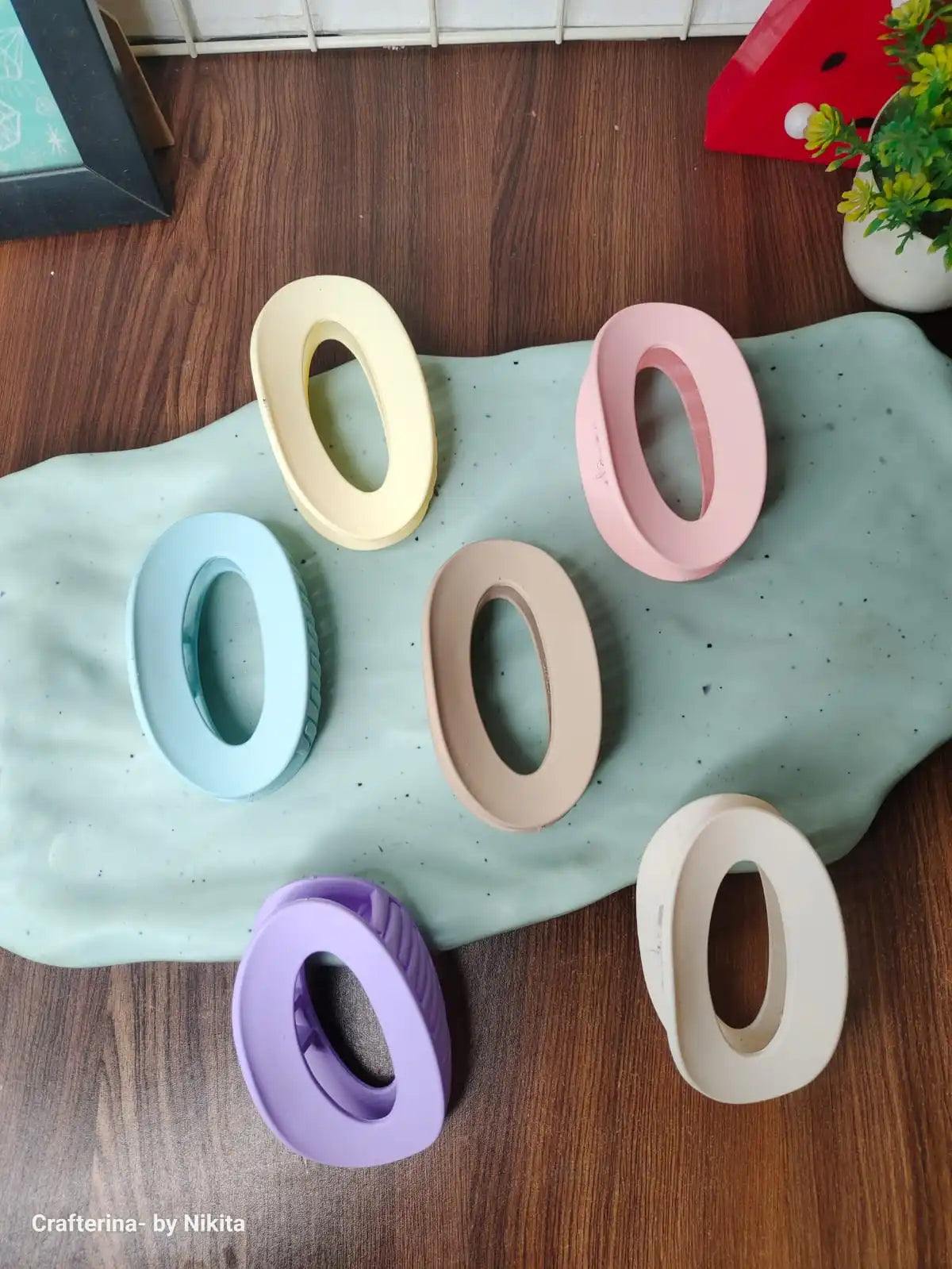 oval hair claws