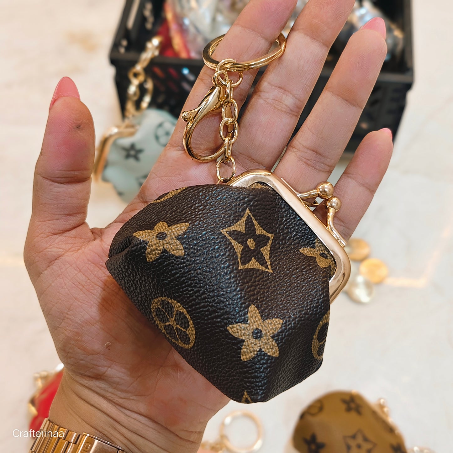 “Luxury Mini Coin Pouch Keychain – Elegant Leather Purse Holder”